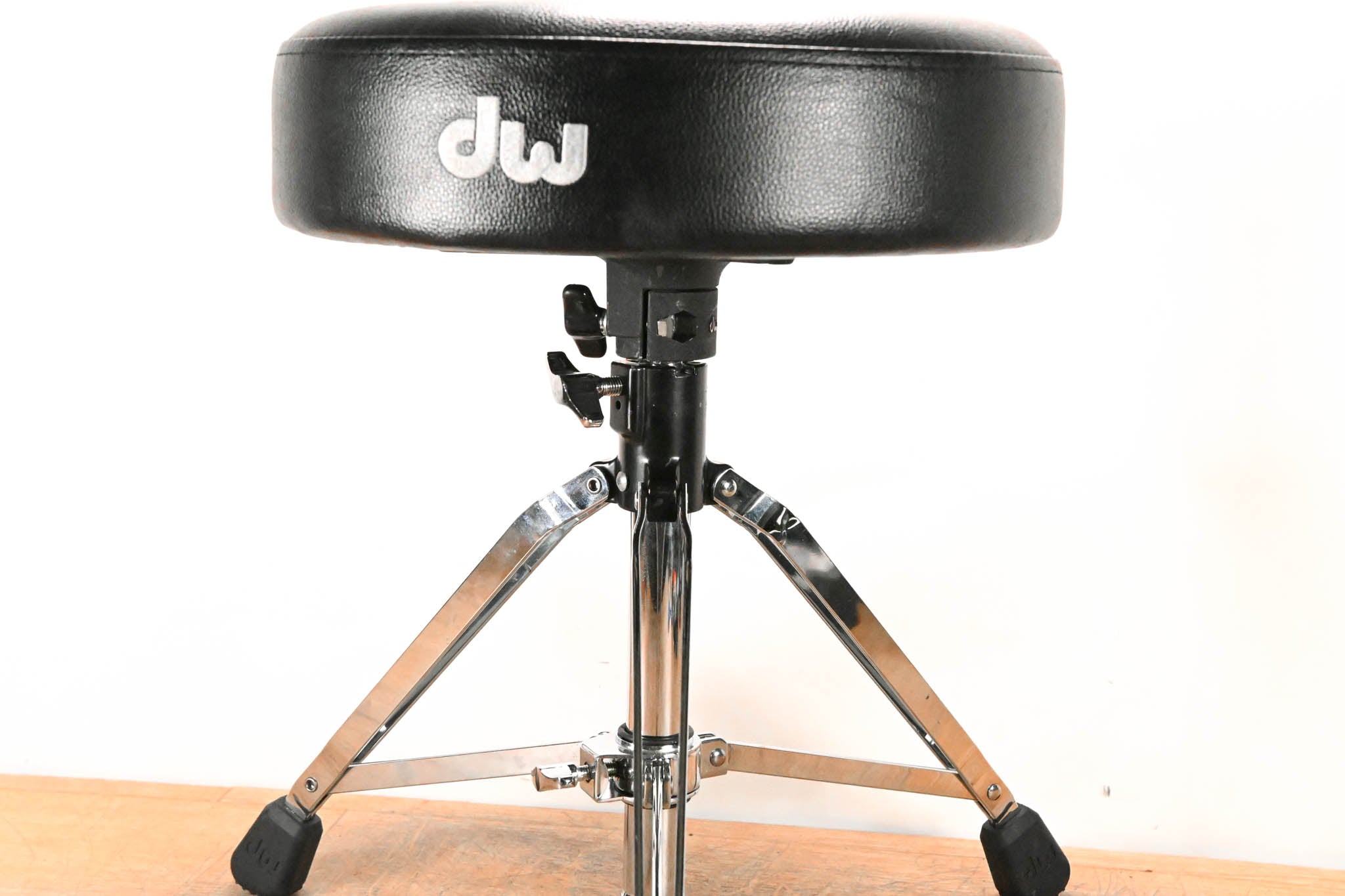 DW DWCP9100M 9000 Series Tripod Round Drum Throne w/Memory Lock