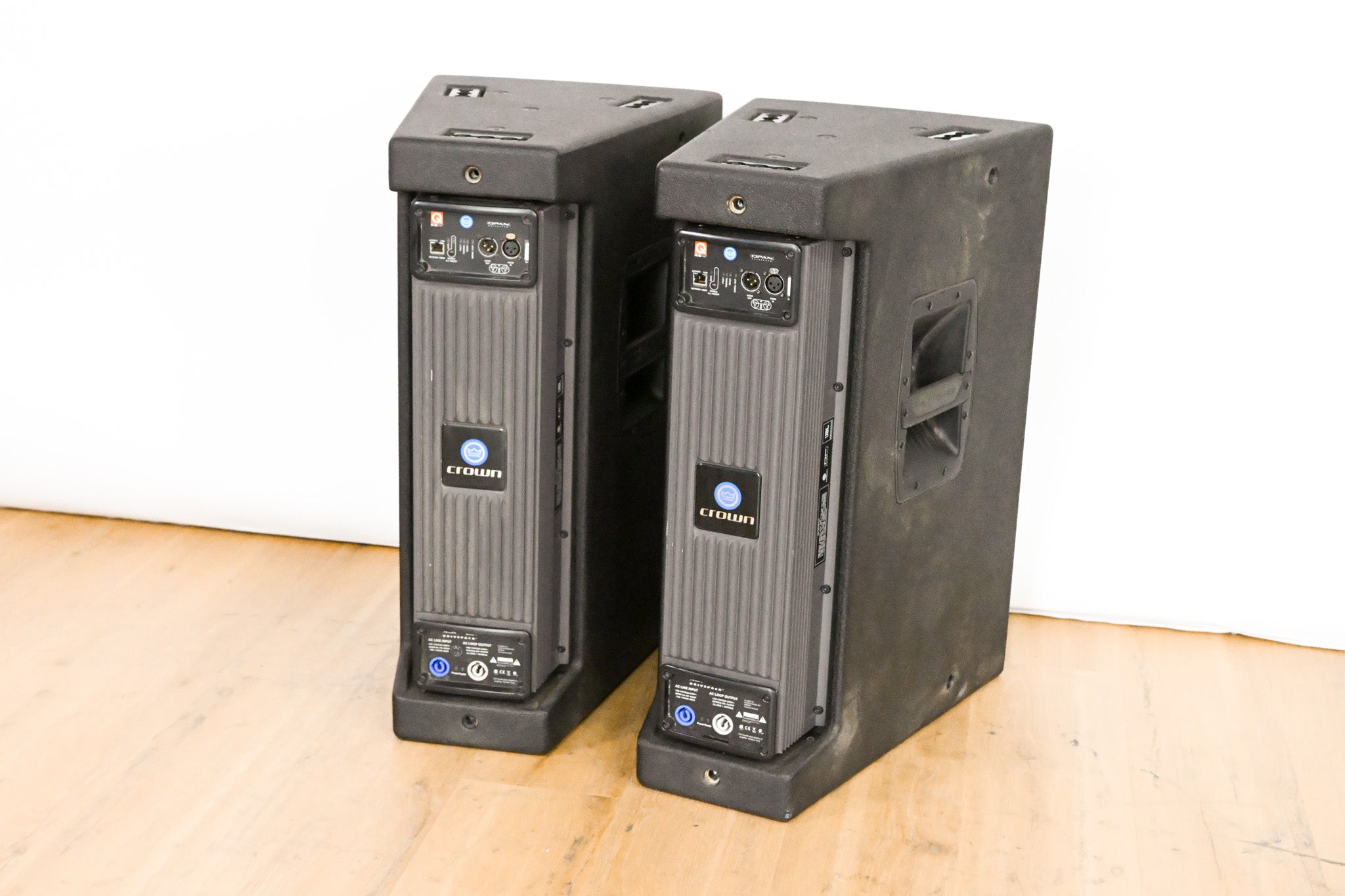 JBL VP7212/64DPAN Powered 12-inch Integrated Loudspeaker (PAIR)