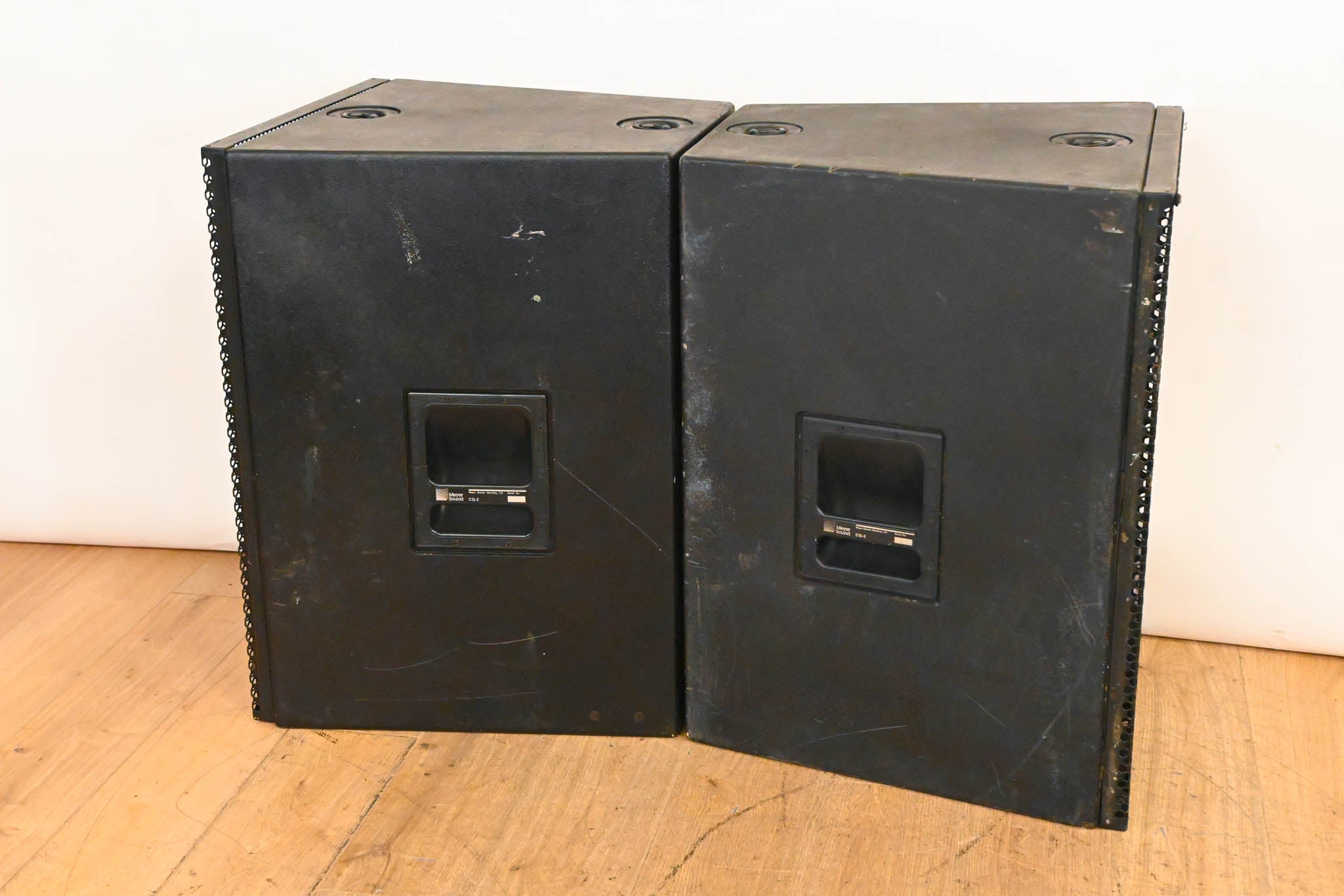 Meyer Sound CQ-2 Narrow Coverage Main Loudspeaker (PAIR)