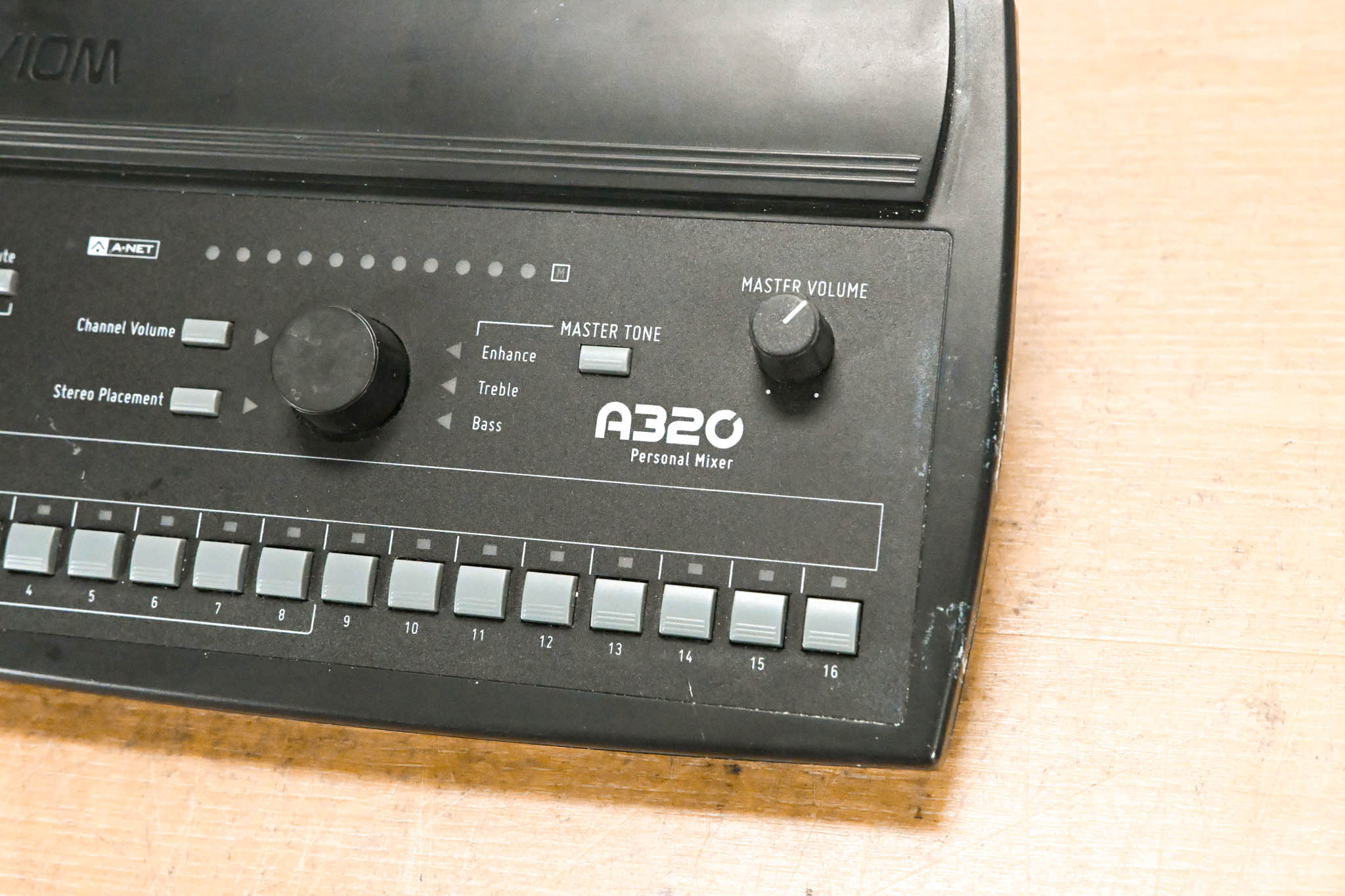Aviom A320 16-Channel Personal Mixer