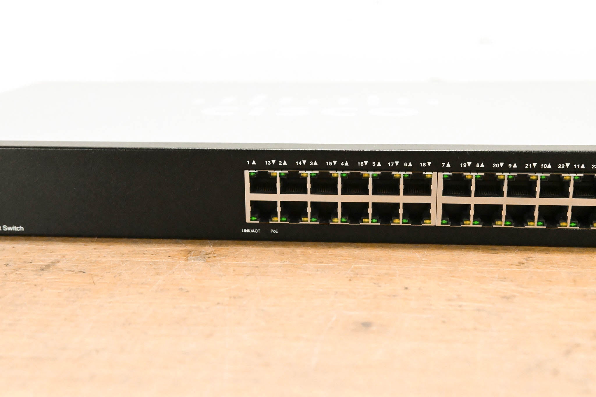 Cisco SG220-26P 26-Port Gigabit PoE Smart Switch