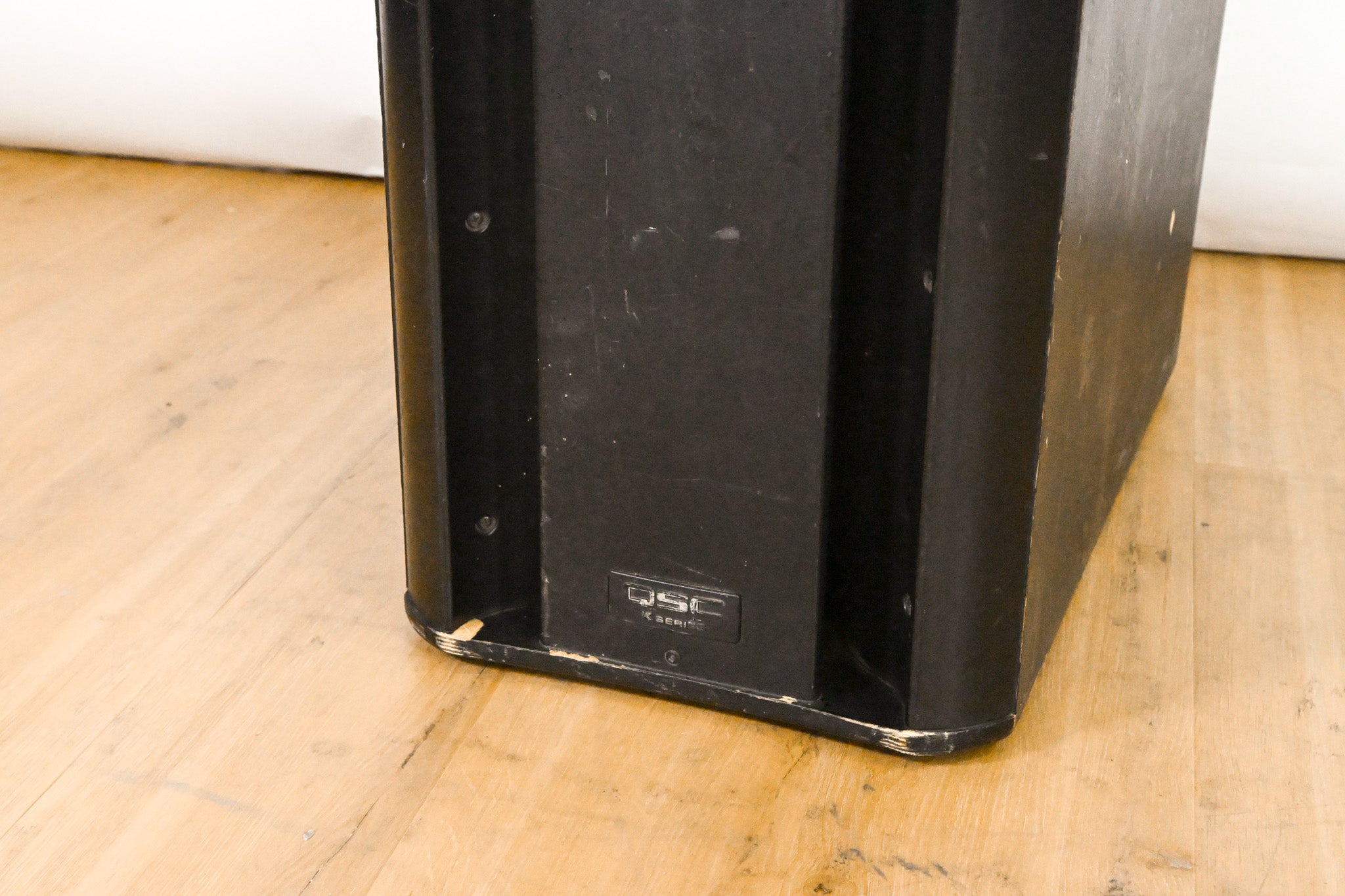 QSC KSub 1000W Dual 12" Powered Subwoofer