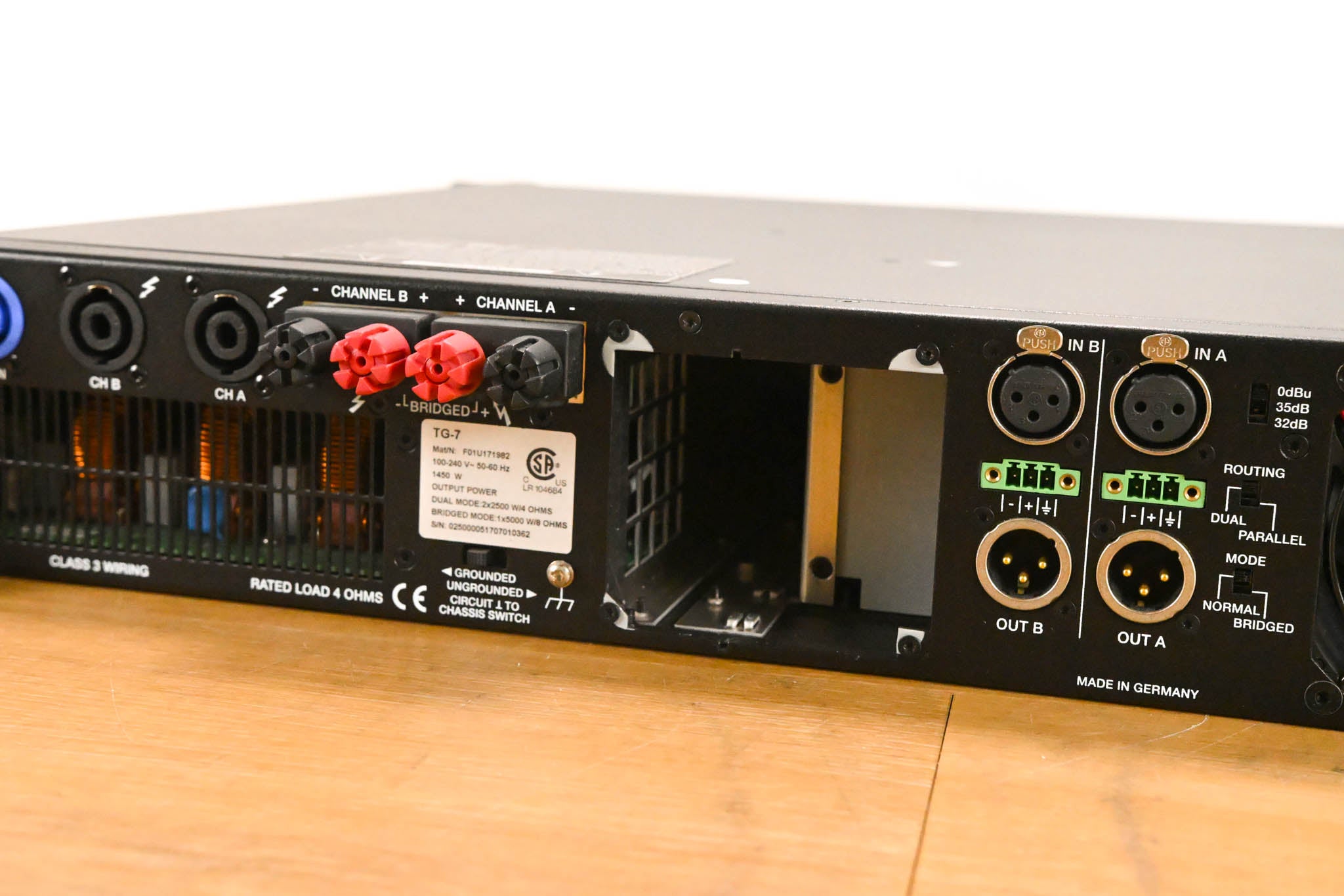 Electro-Voice (EV) TG-7 Tour-Grade Stereo Power Amplifier