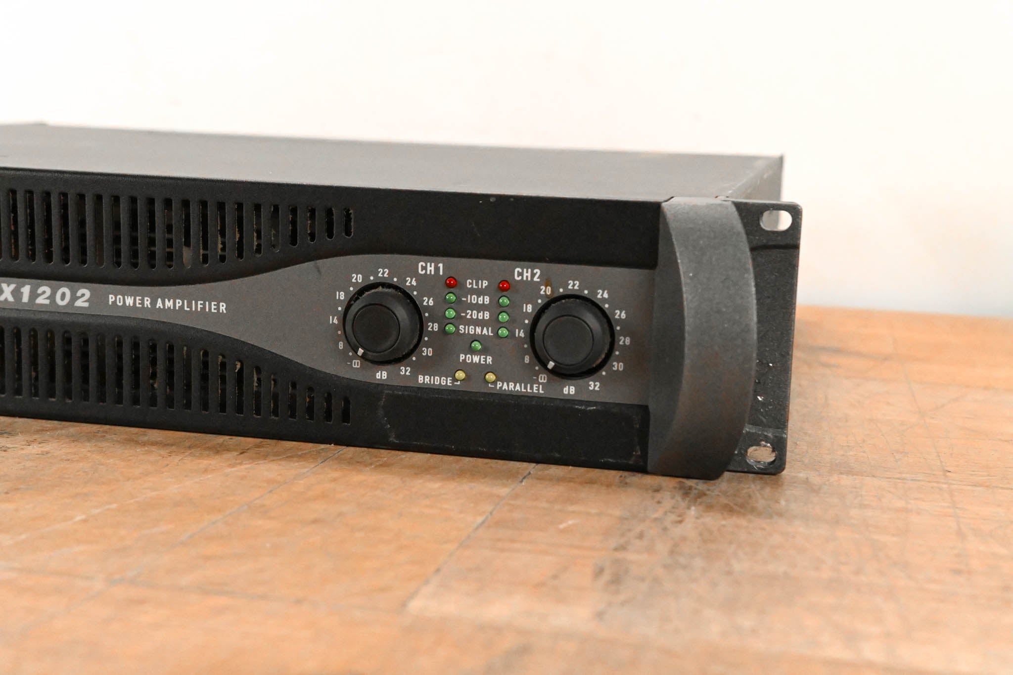 QSC PLX1202 2-Channel Power Amplifier