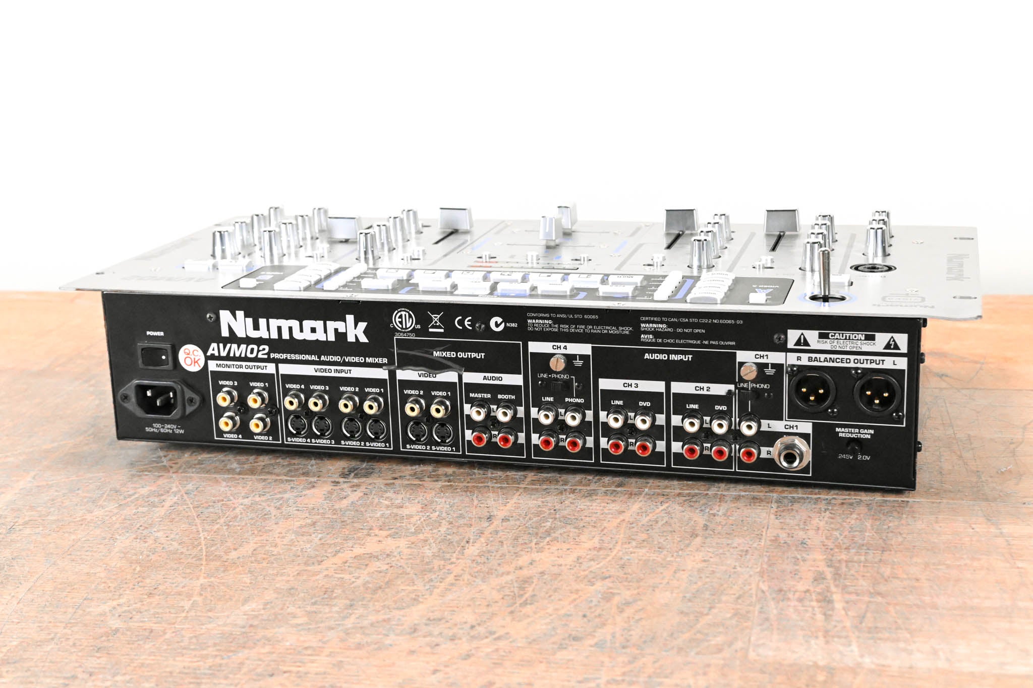 Numark AVM02 Professional Audio/Video Mixer