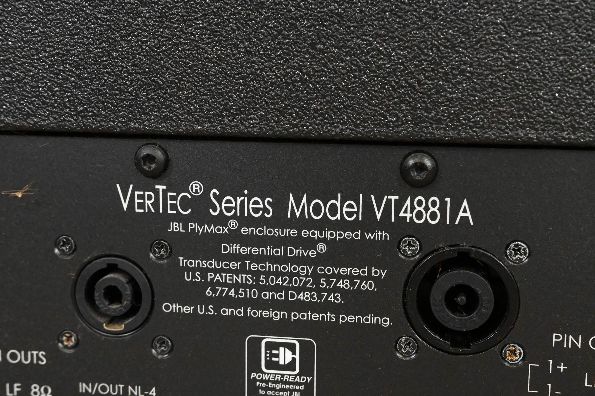 JBL VT4881A Compact Arrayable 18" Subwoofer