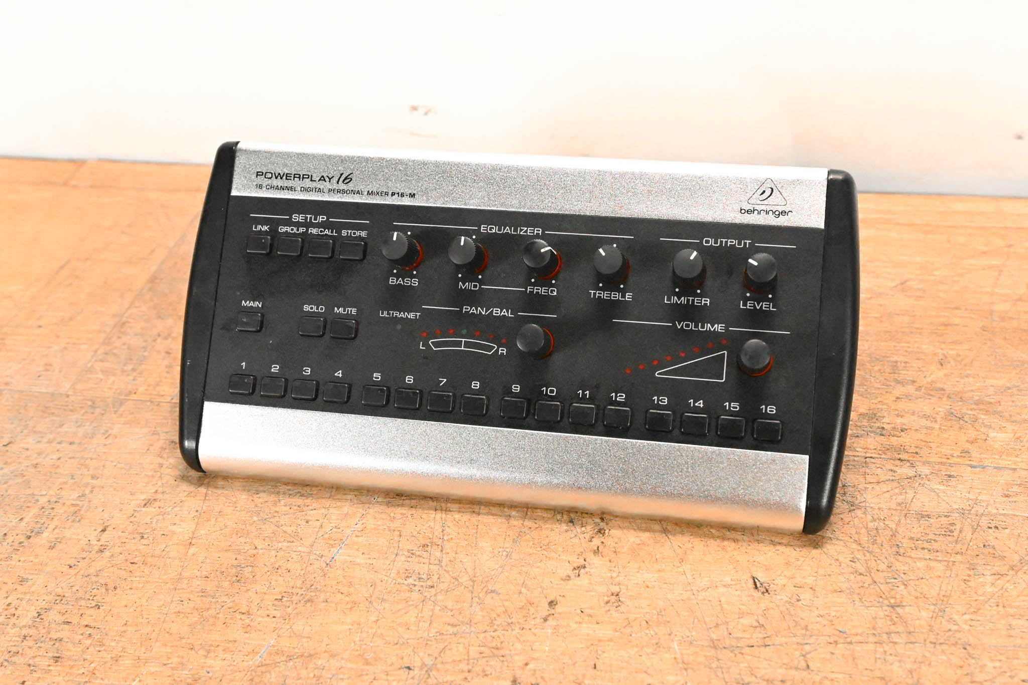 Behringer Powerplay P16-M 16-Channel Digital Personal Mixer