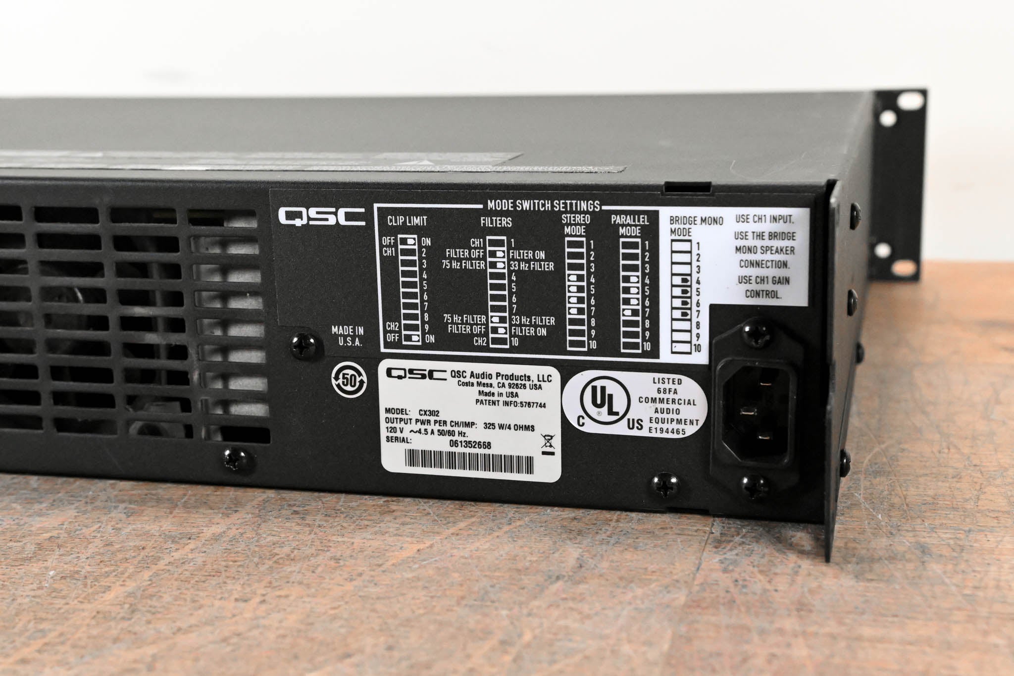 QSC CX302 2-Channel Power Amplifier