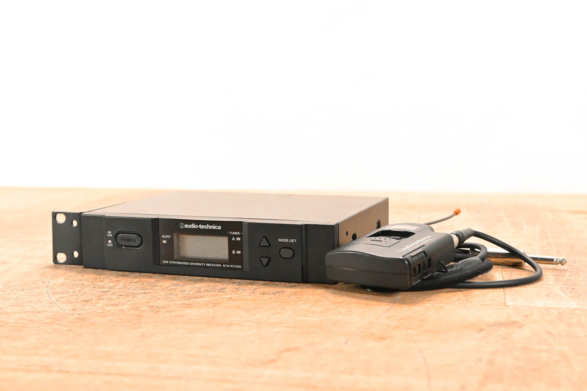 Audio-Technica ATW-R3100bl Receiver w/ Bodypack - 482-507 MHz (NO PSU)