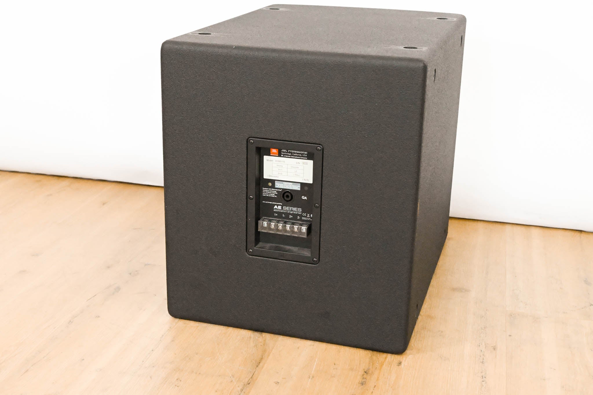 JBL ASB6115 Compact 15" High-Power Subwoofer