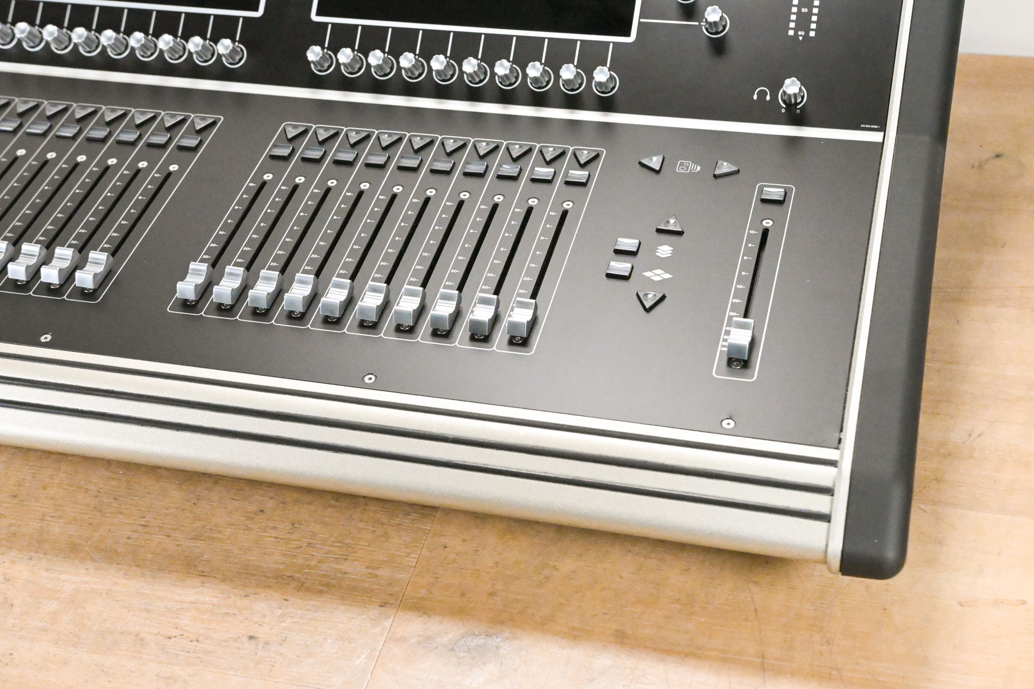 DiGiCo S21 48-Channel Digital Audio Mixing Console