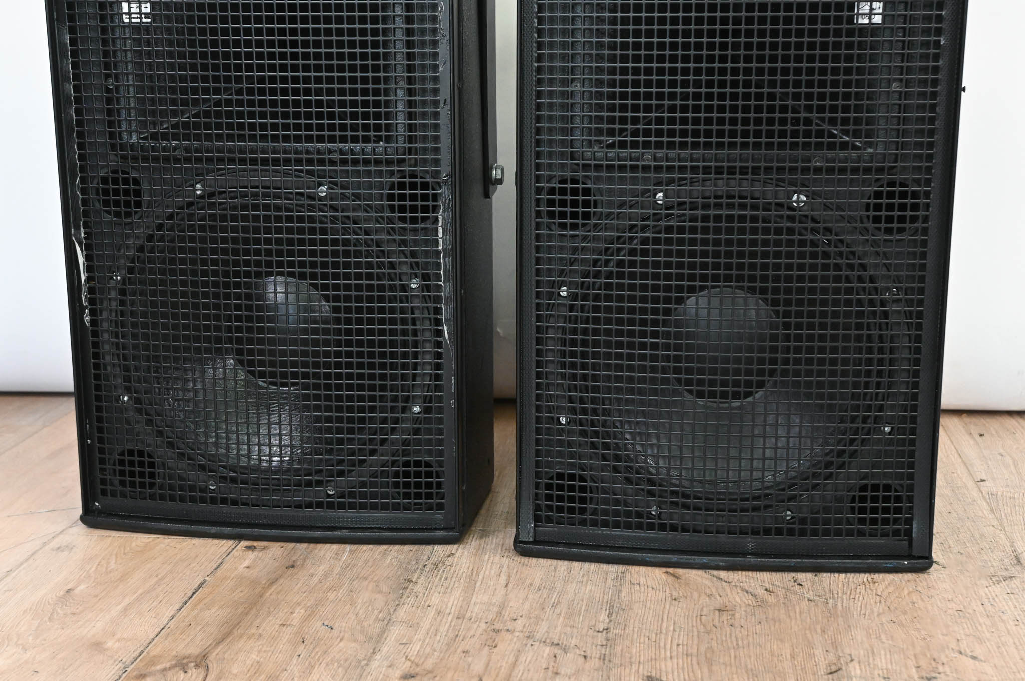 d&b audiotechnik Ci90 Full Range 2-Way Passive Loudspeaker (PAIR)