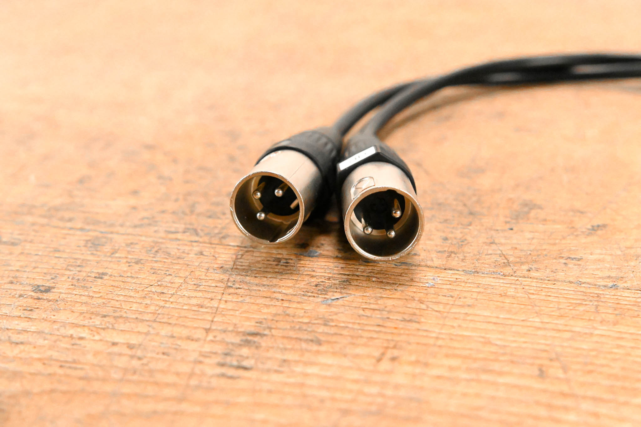 Audinate ADP-DAO-AU-0X2 Dante AVIO 2-Channel XLR Analog Output Adapter