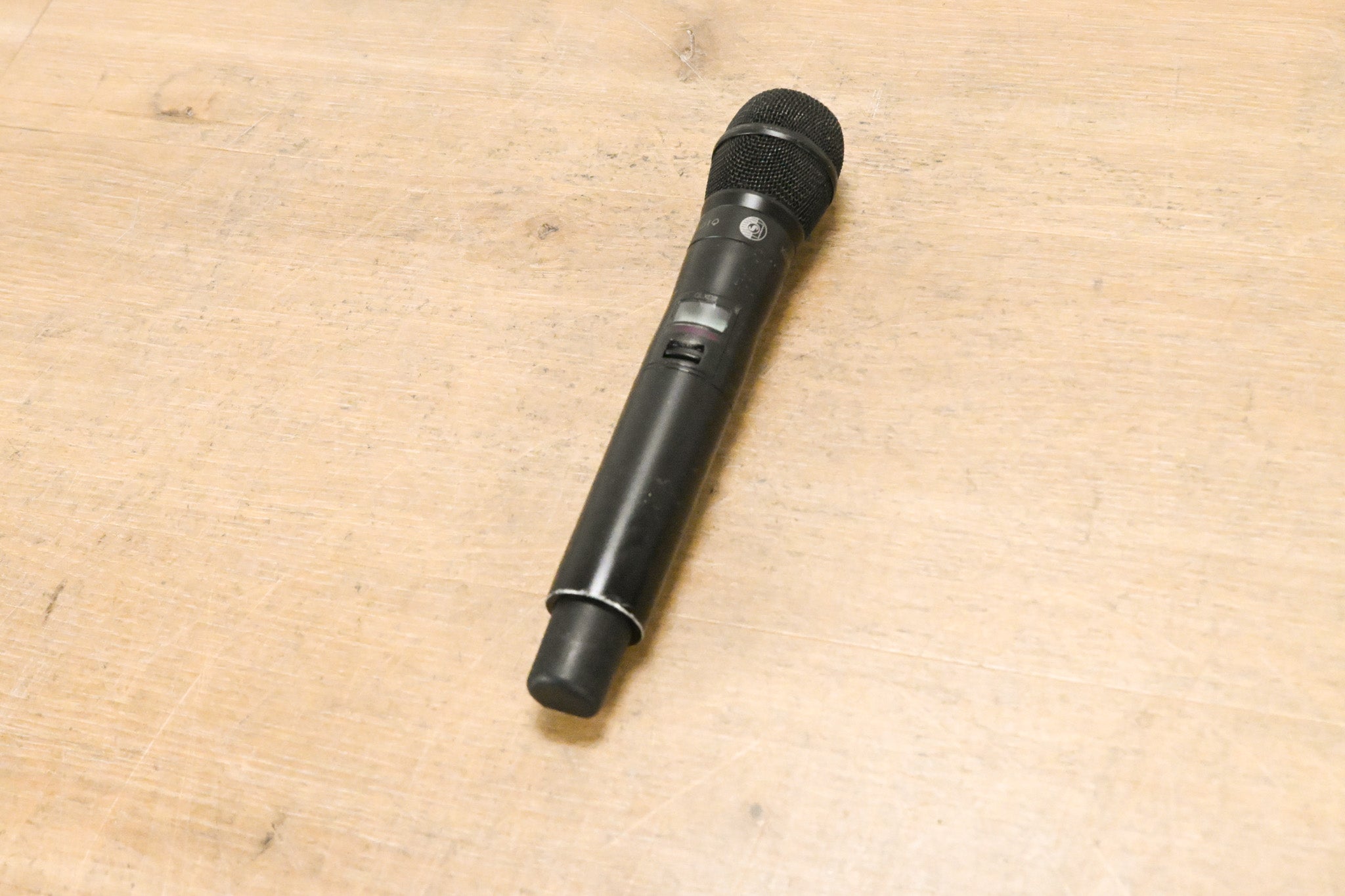 Shure QLXD24/KSM9HS Digital Handheld Wireless System - G50 Band (NO PSU)