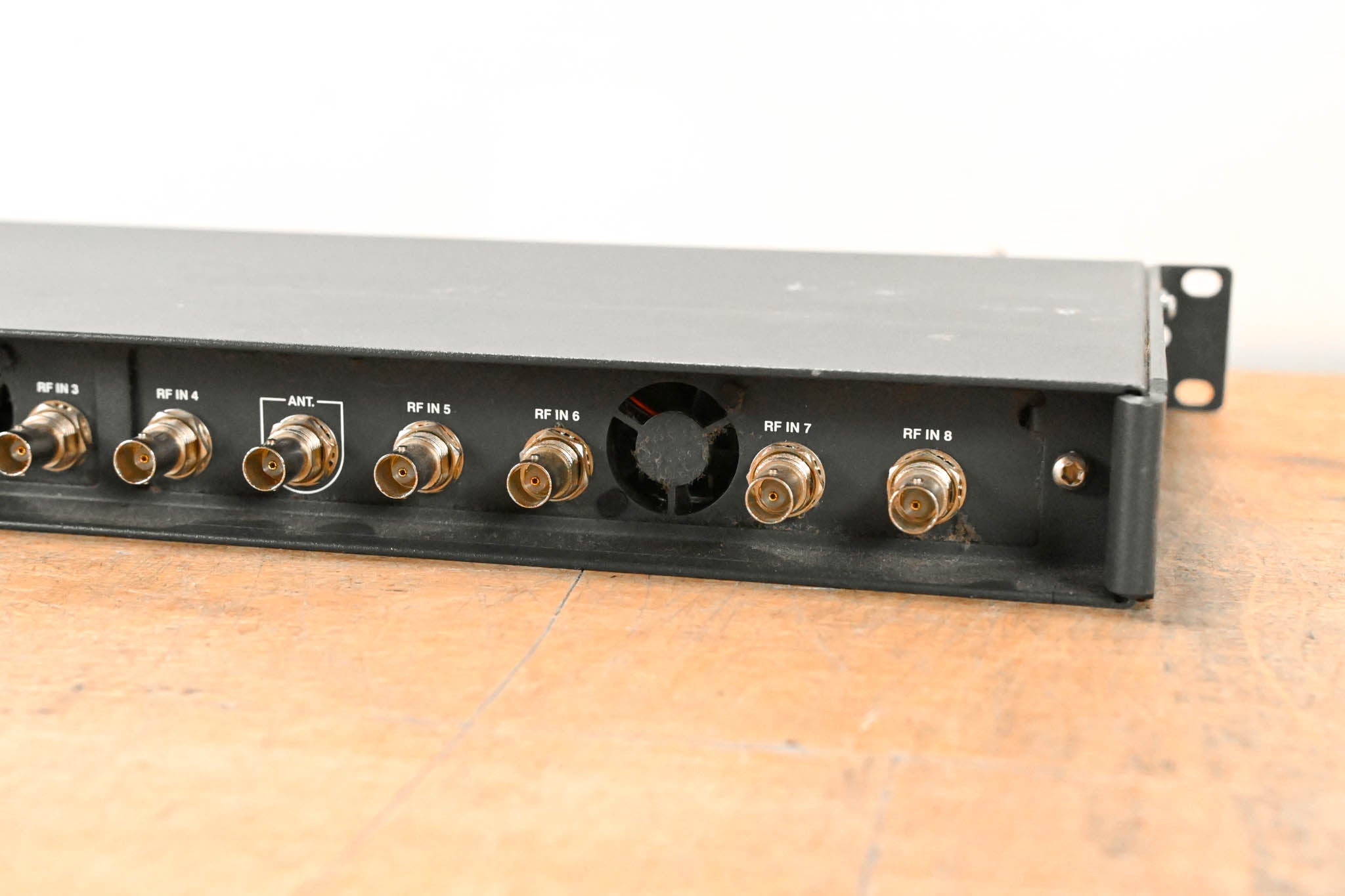 Sennheiser AC3000 Active Transmitter Combiner 8:1