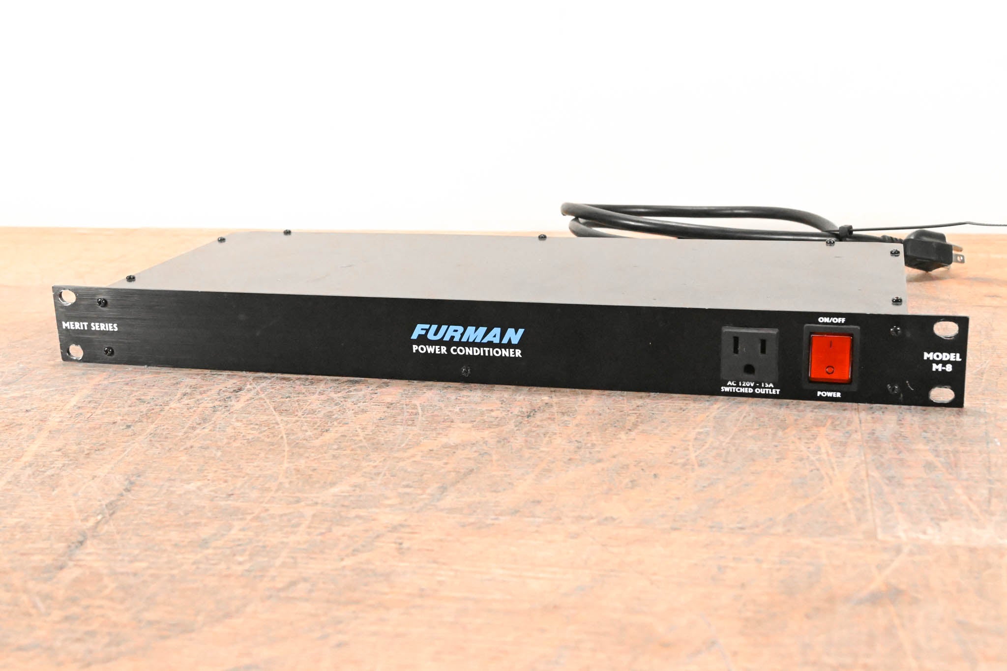 Furman M-8 8-Outlet Power Conditioner