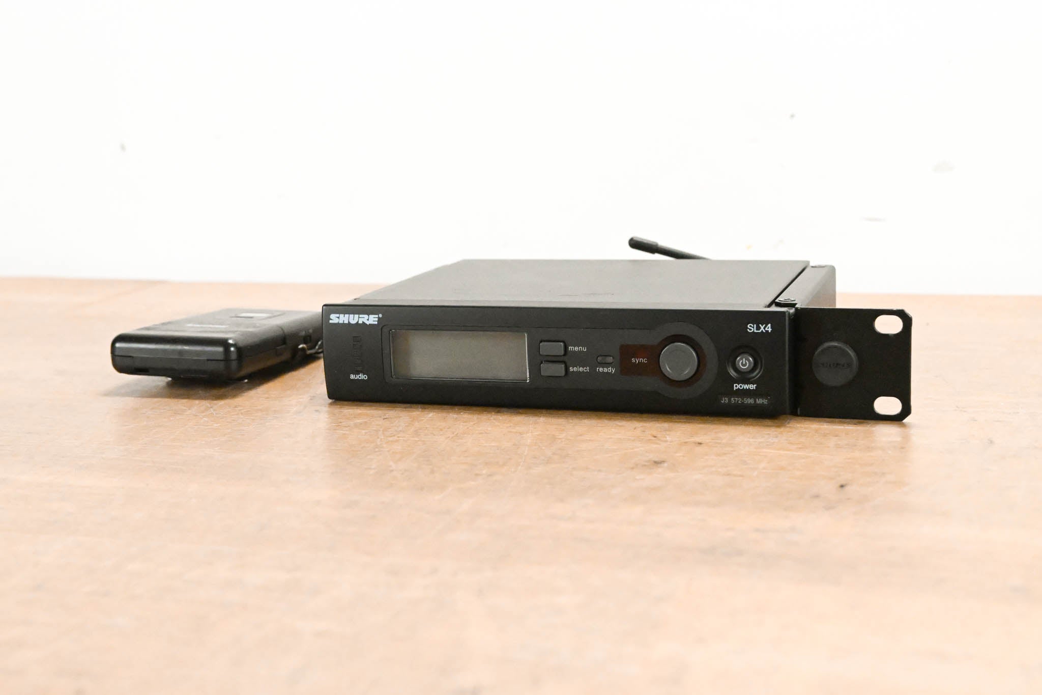 Shure SLX14 Bodypack Wireless System - J3 Band (NO POWER SUPPLY)