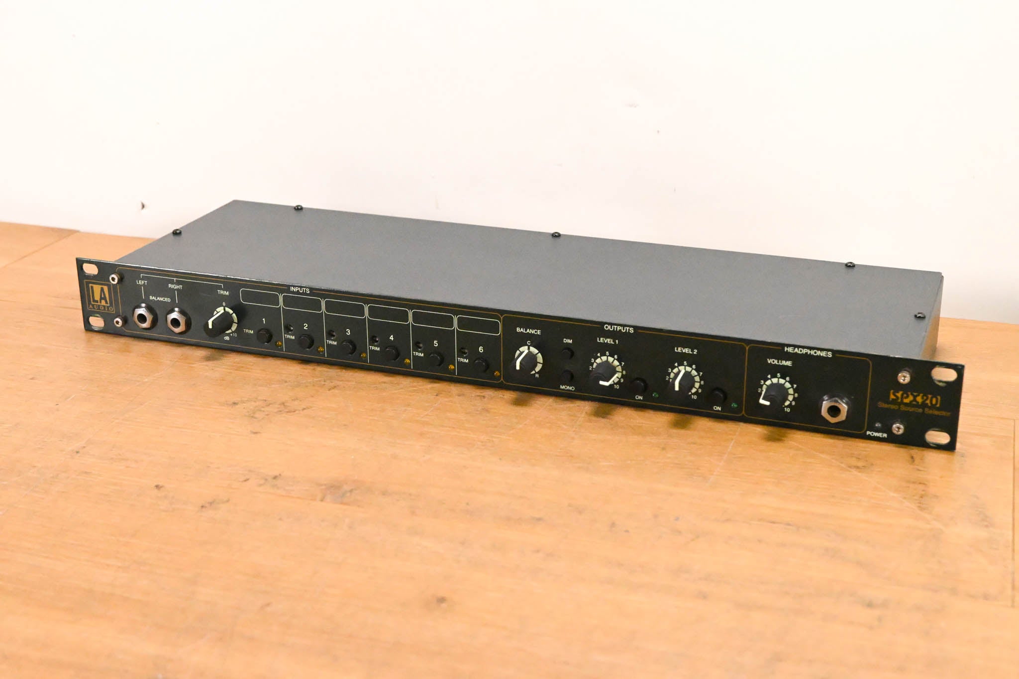LA Audio SPX20 Stereo Source Selector