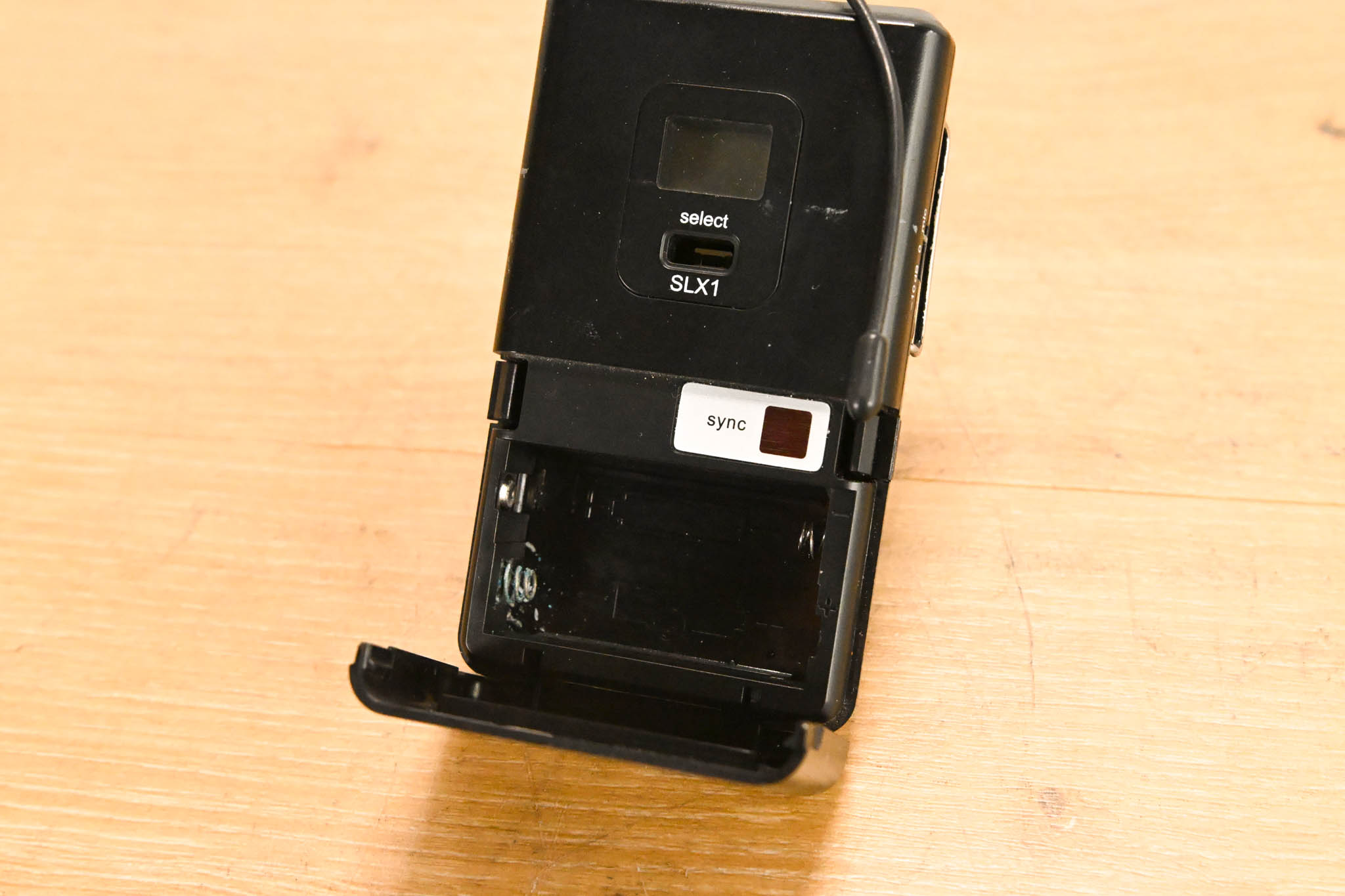 Shure SLX14 Bodypack Wireless System - J3 Band (NO POWER SUPPLY)