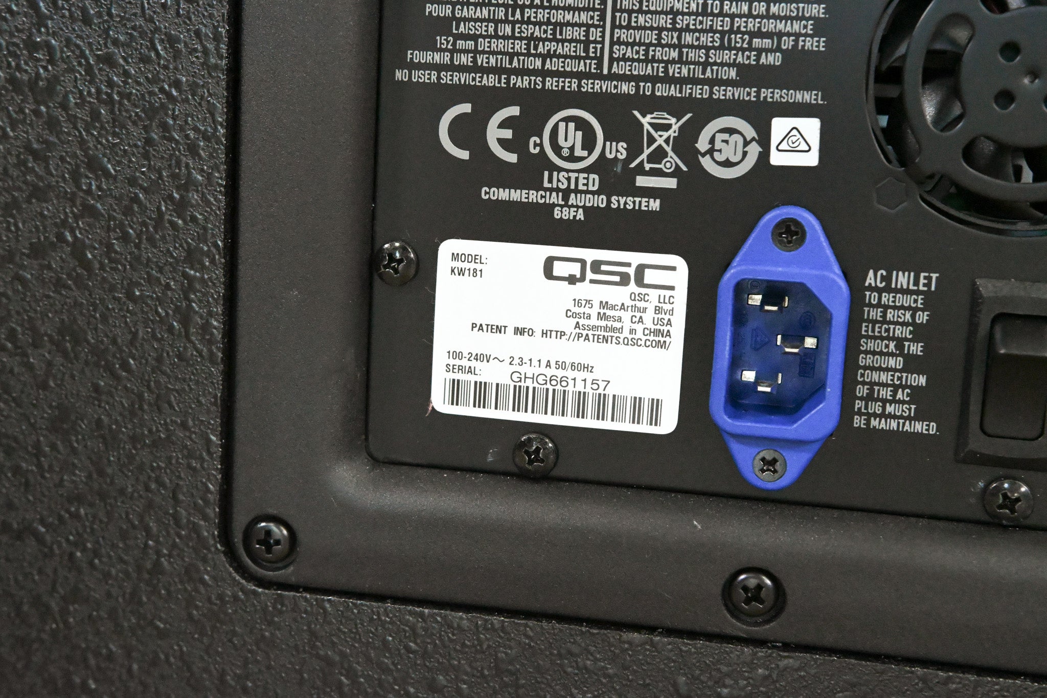 QSC KW181 1000W 18" Powered Subwoofer