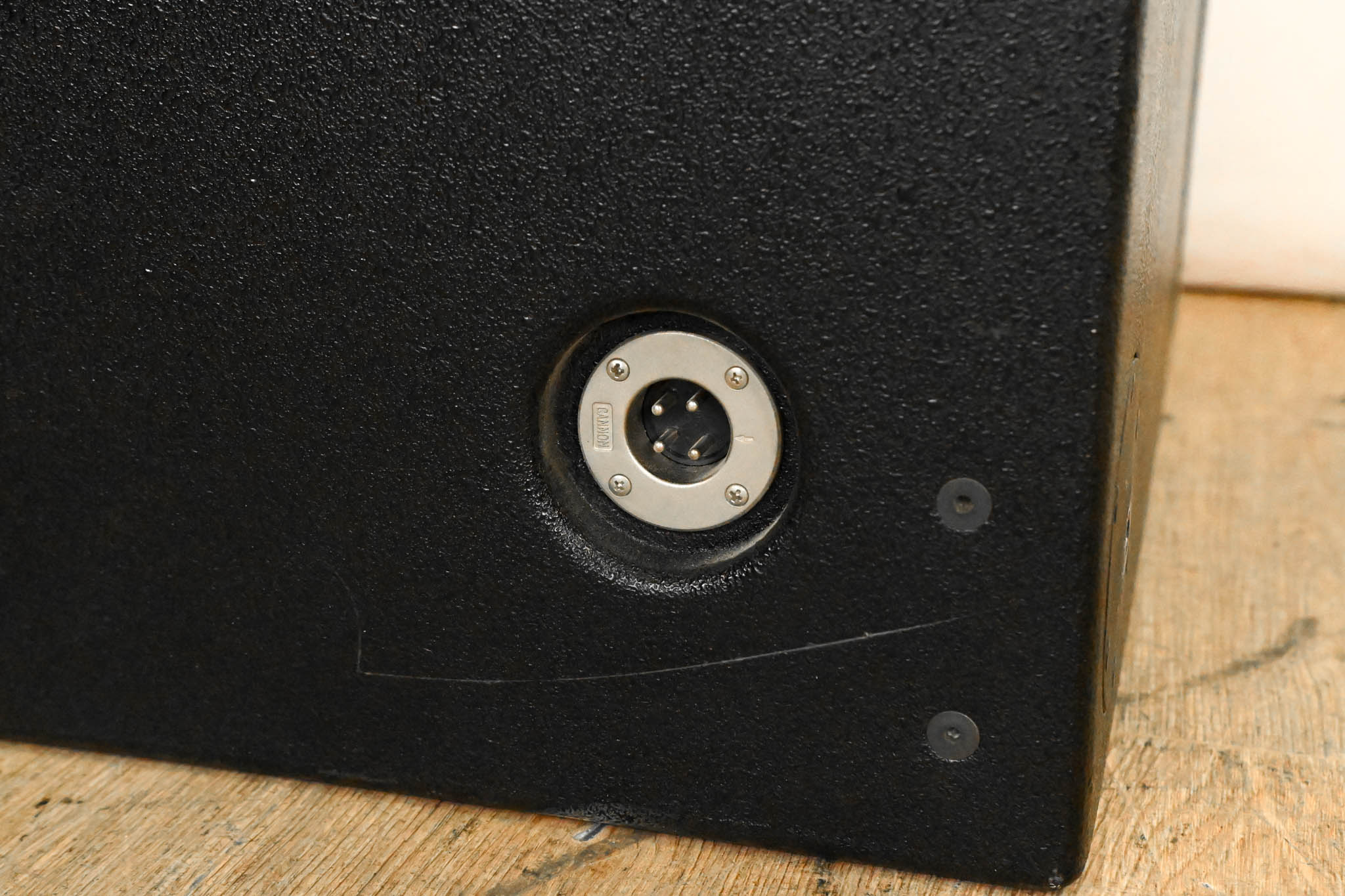 Meyer Sound UltraSeries USW-1 Dual 15" Passive Subwoofer