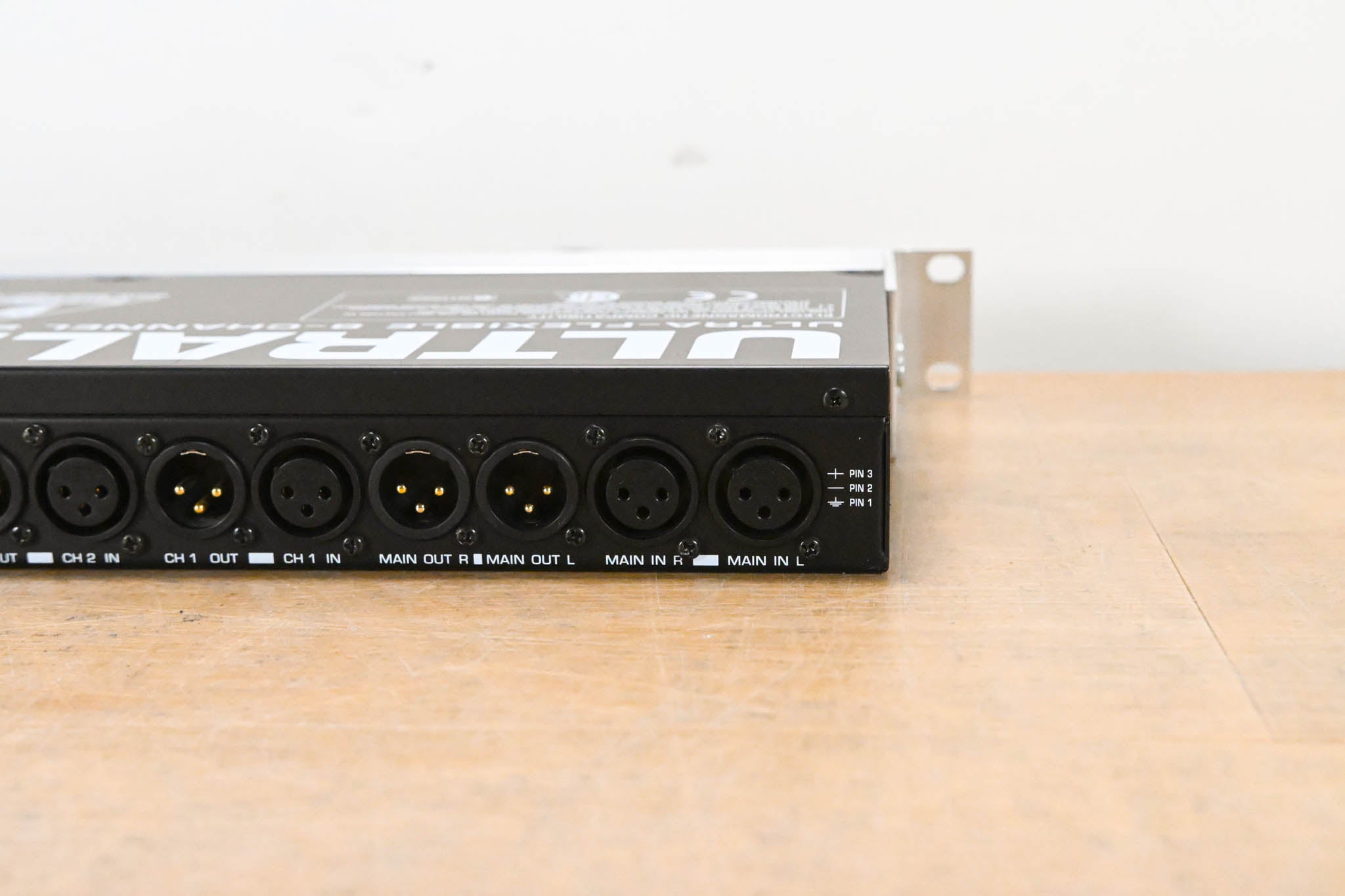 Behringer ULTRALINK PRO MX882 8-Channel Splitter/Mixer
