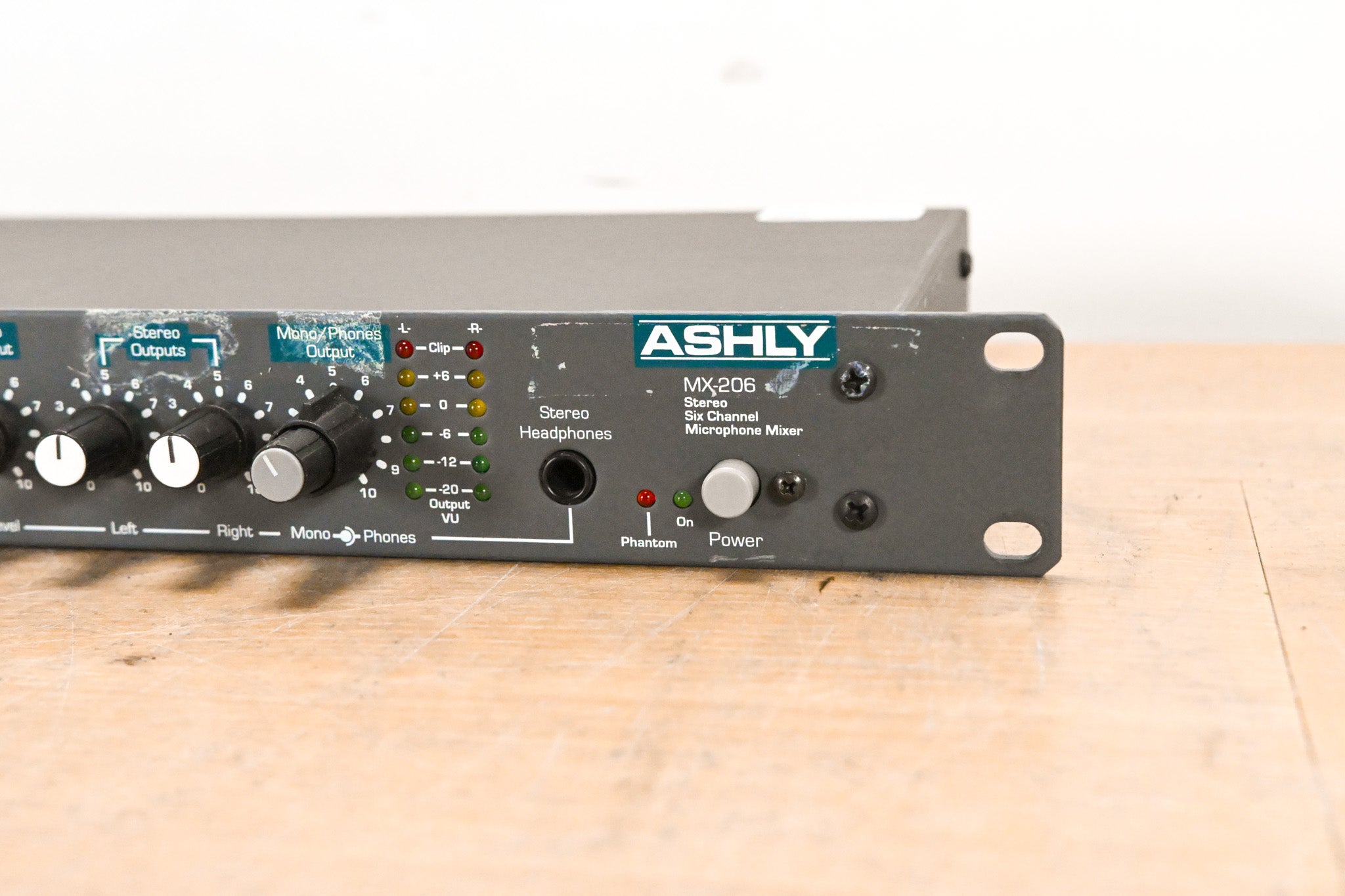 Ashly MX-206 Rack-Mountable 6-Channel, Stereo Microphone Mixer