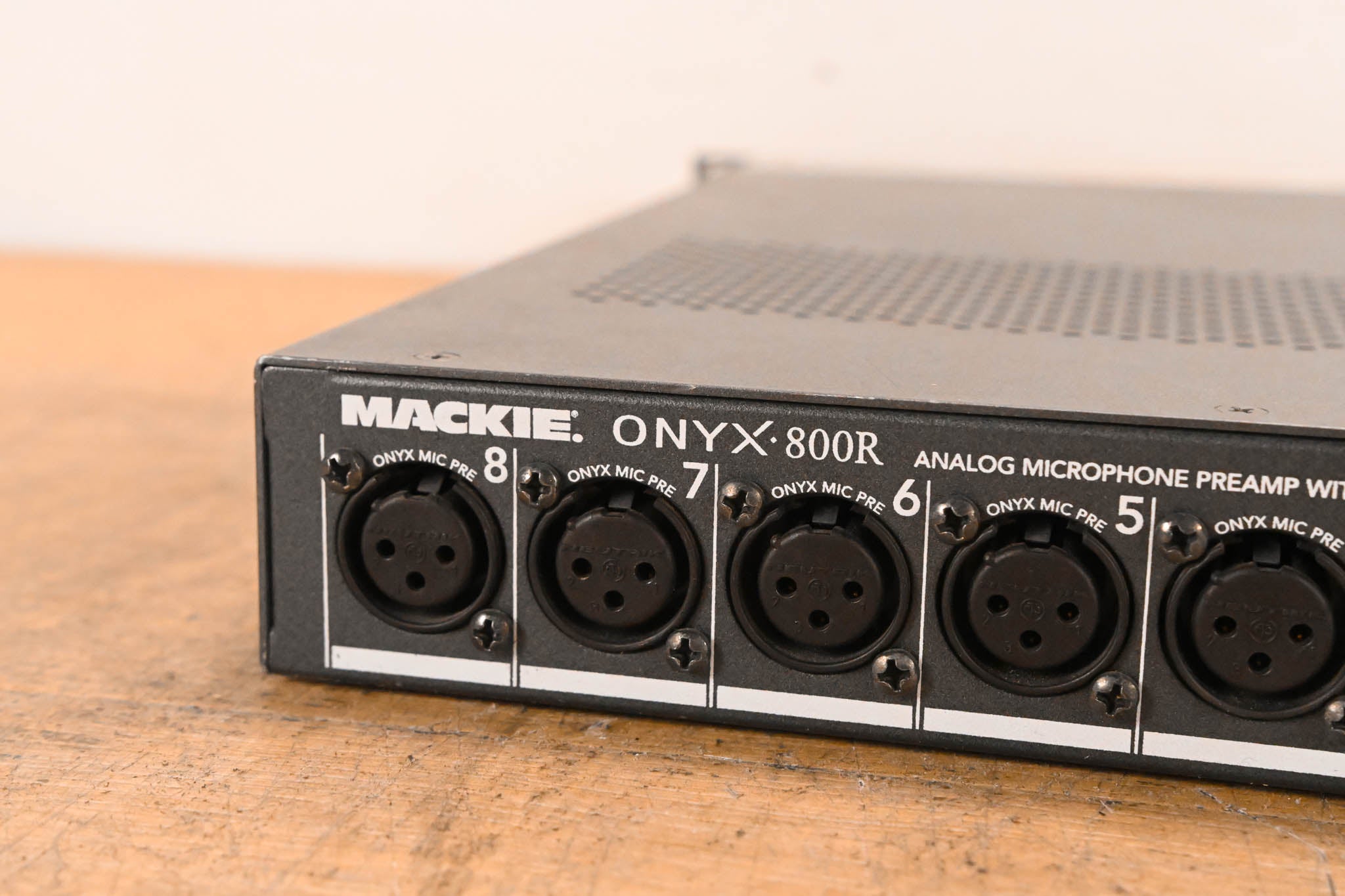 Mackie ONYX-800R 8-Channel Analog Mic Preamp w/ 192kHz Digital Output