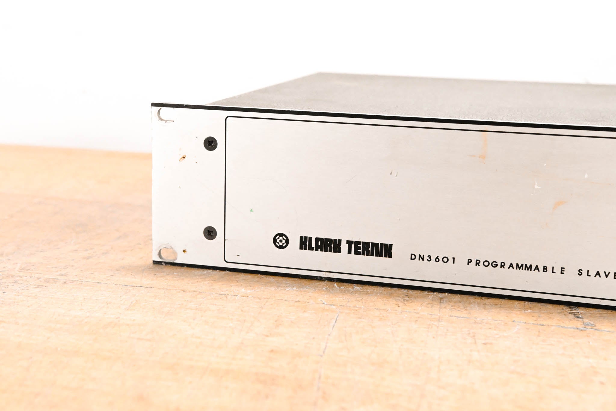 Klark Teknik DN3601 Programmable Slave Graphic Equalizer