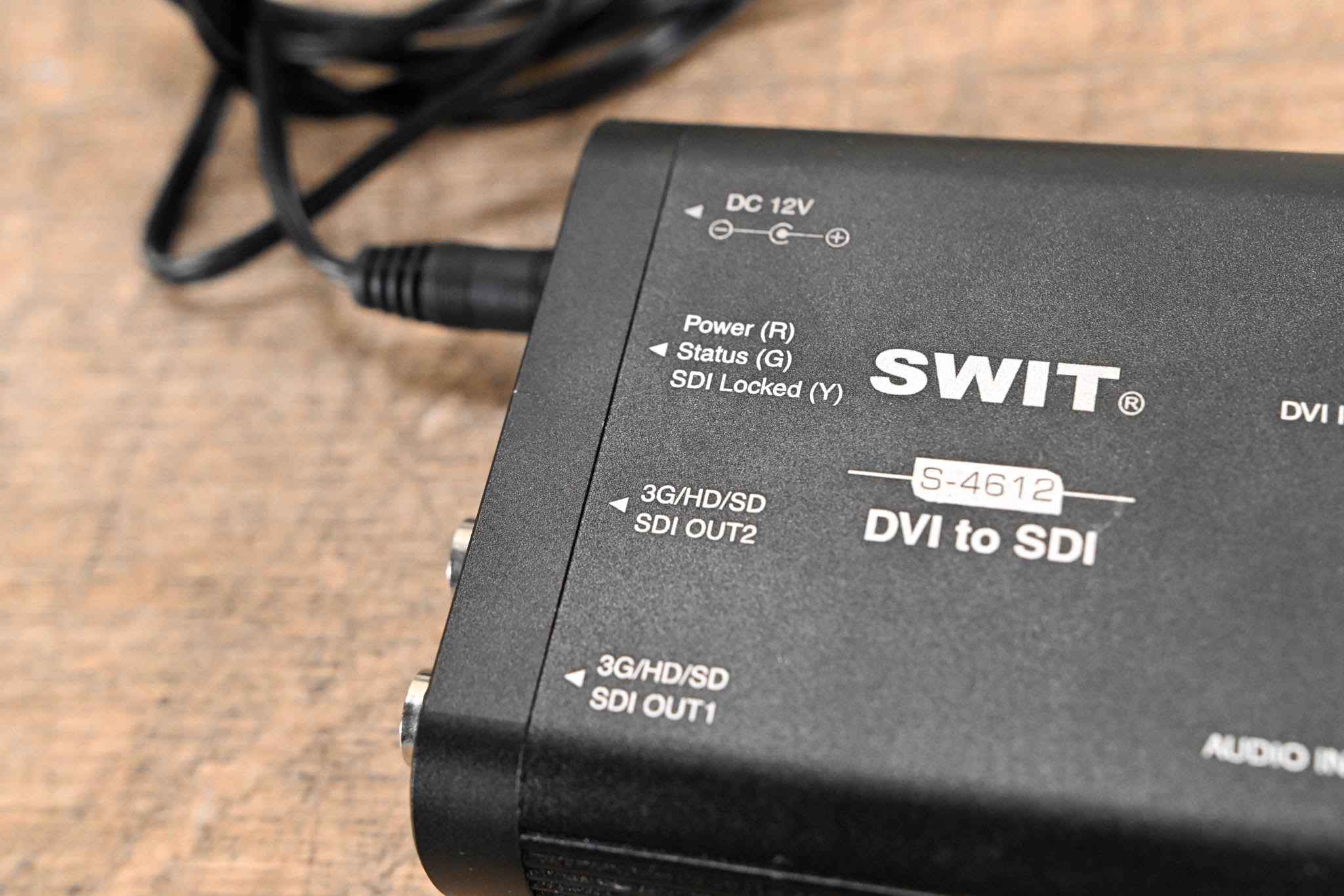 SWIT S-4612 DVI to SDI Converter