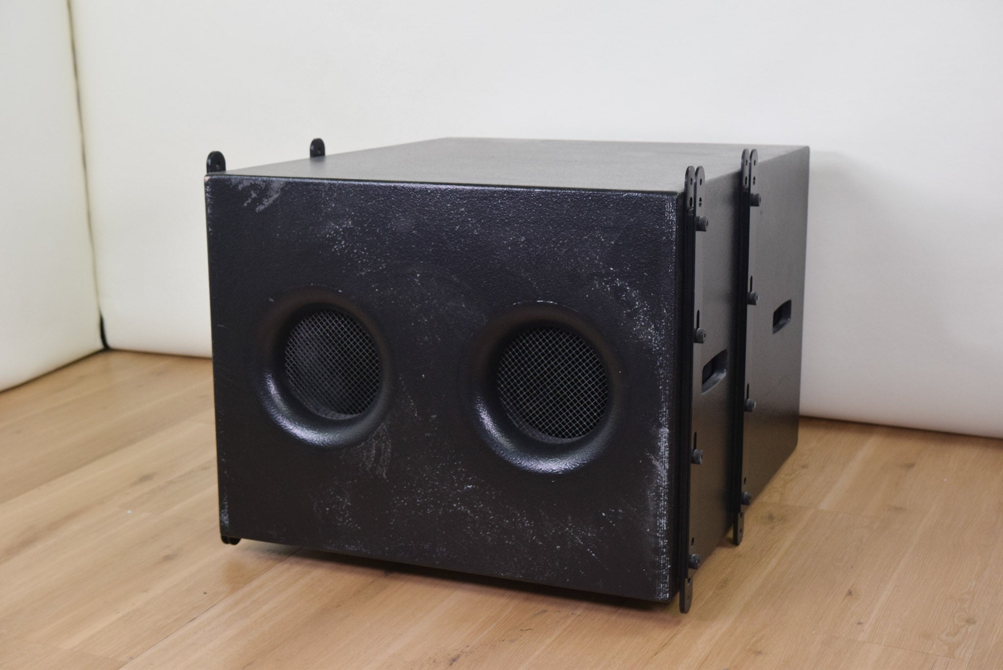 QSC WL115-sw 1x15" Passive Subwoofer