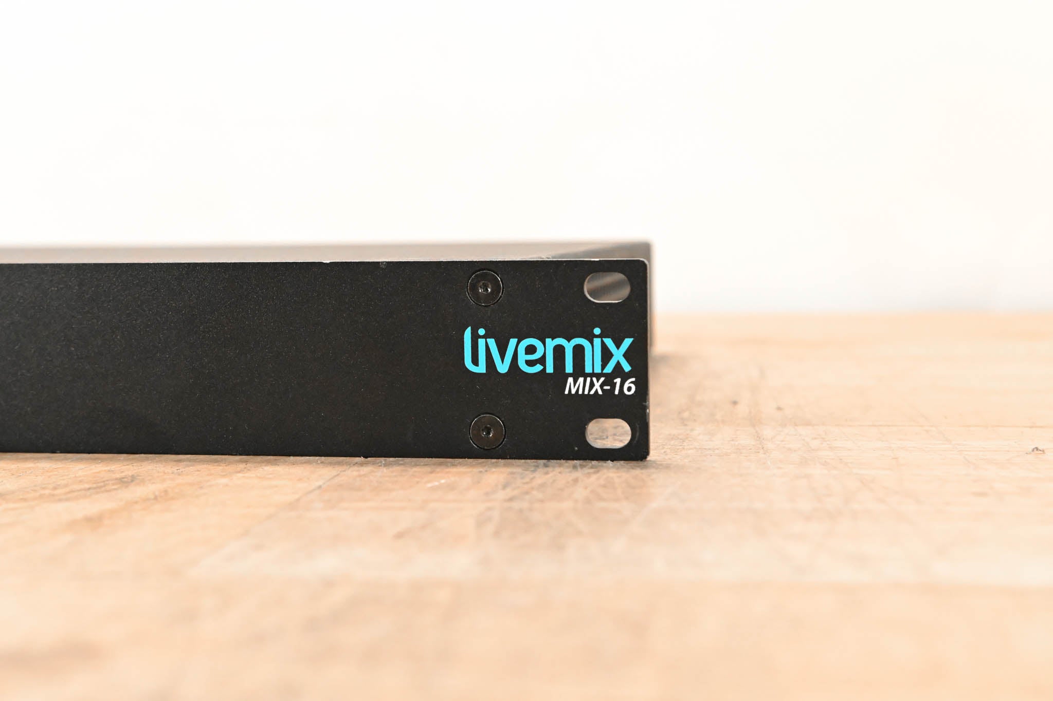Digital Audio Labs LiveMix MIX-16 Distribution Module with Dante Card