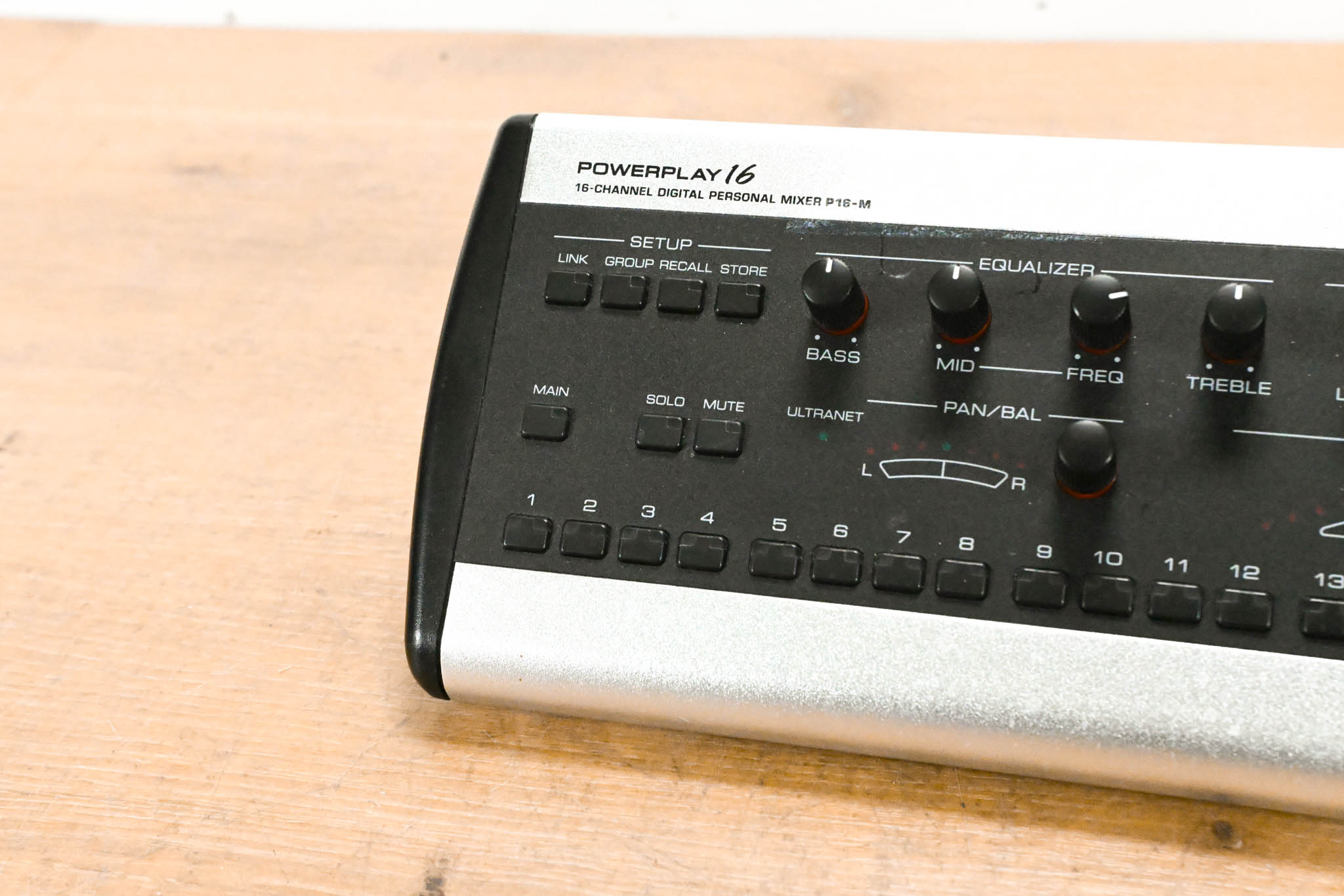 Behringer Powerplay P16-M 16-Channel Digital Personal Mixer