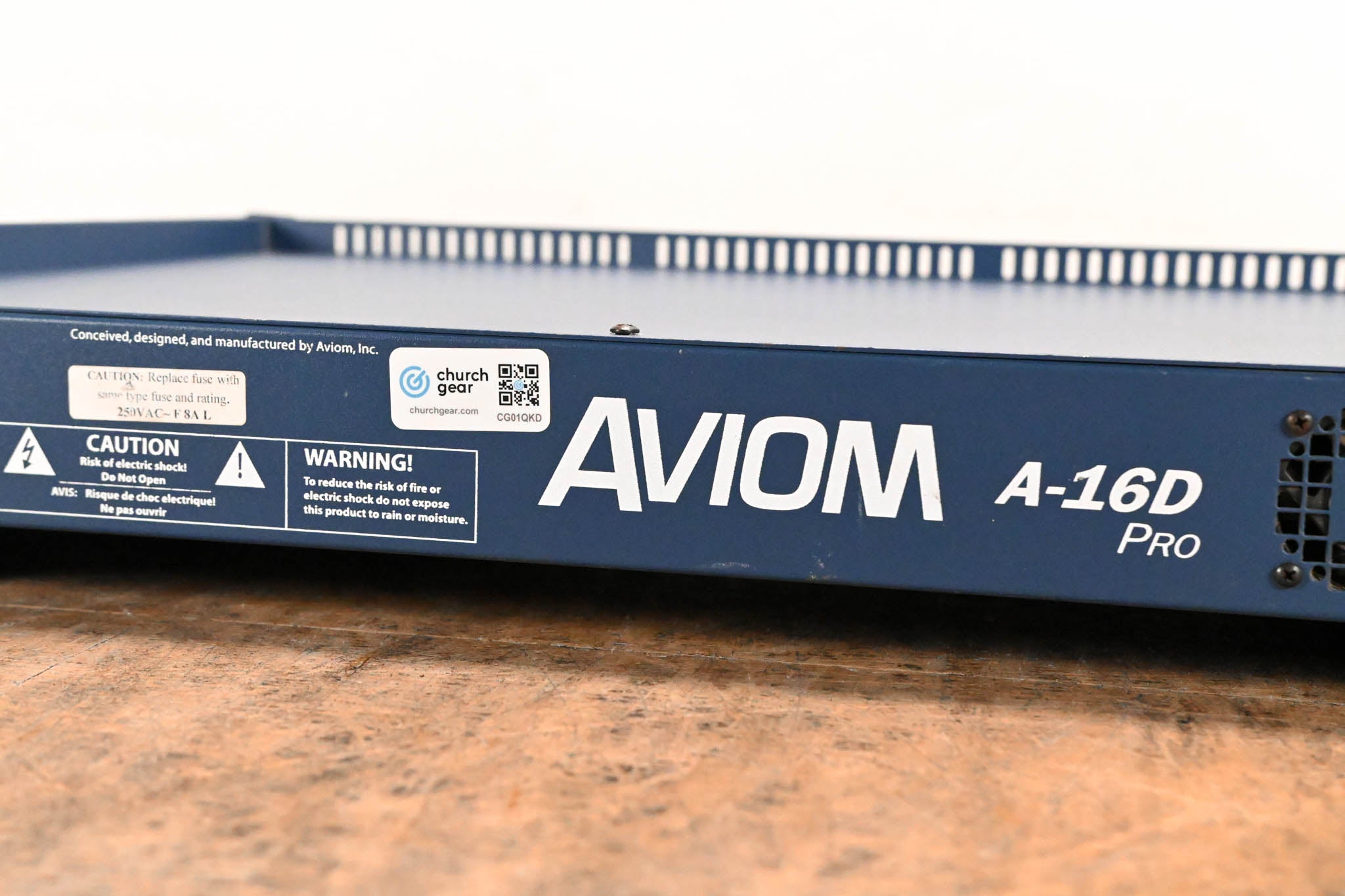 Aviom A-16D Pro A-Net Distributor