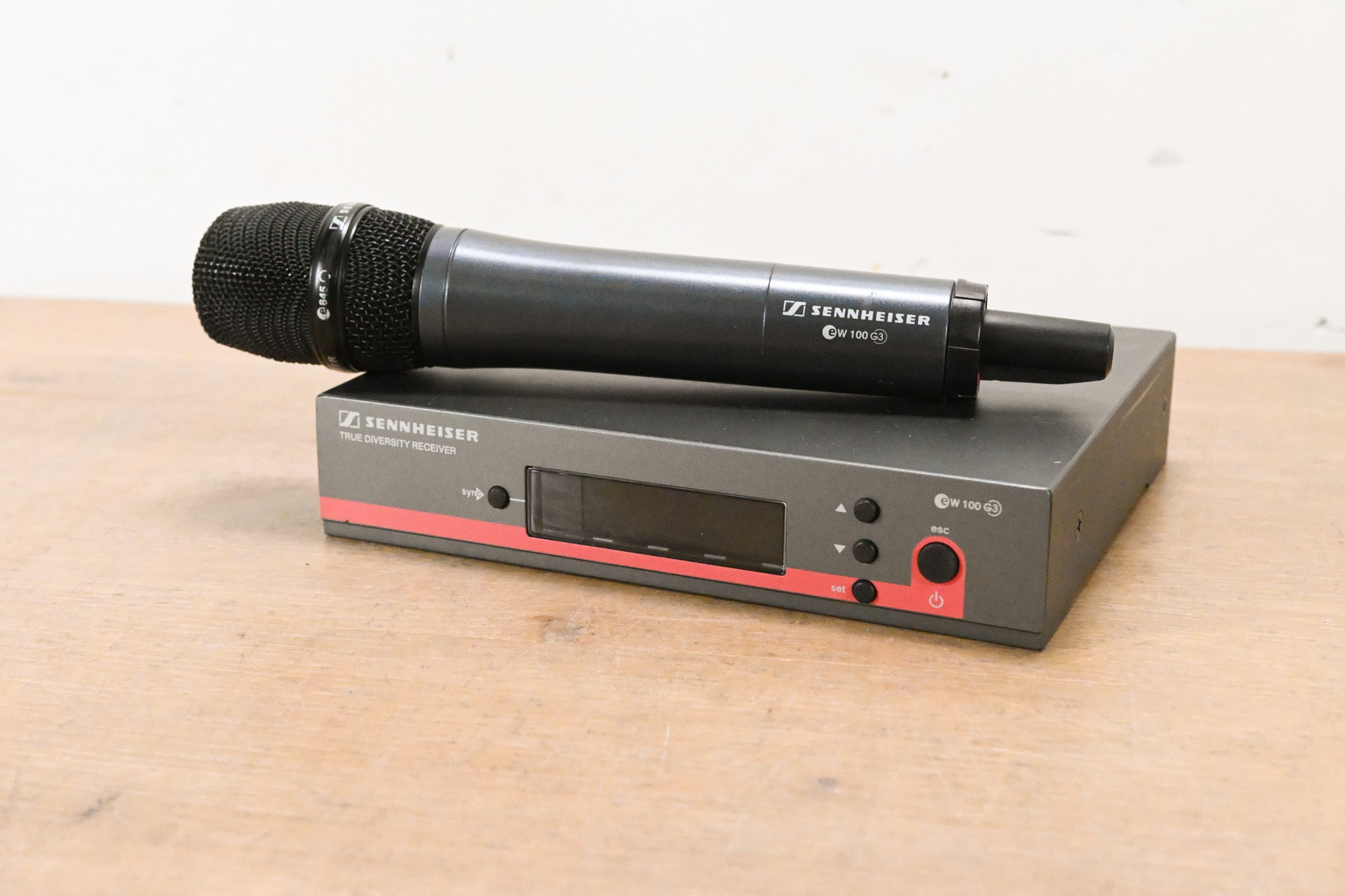 Sennheiser ew 100 G3 Handheld Wireless System A Range - NO POWER SUPPLY