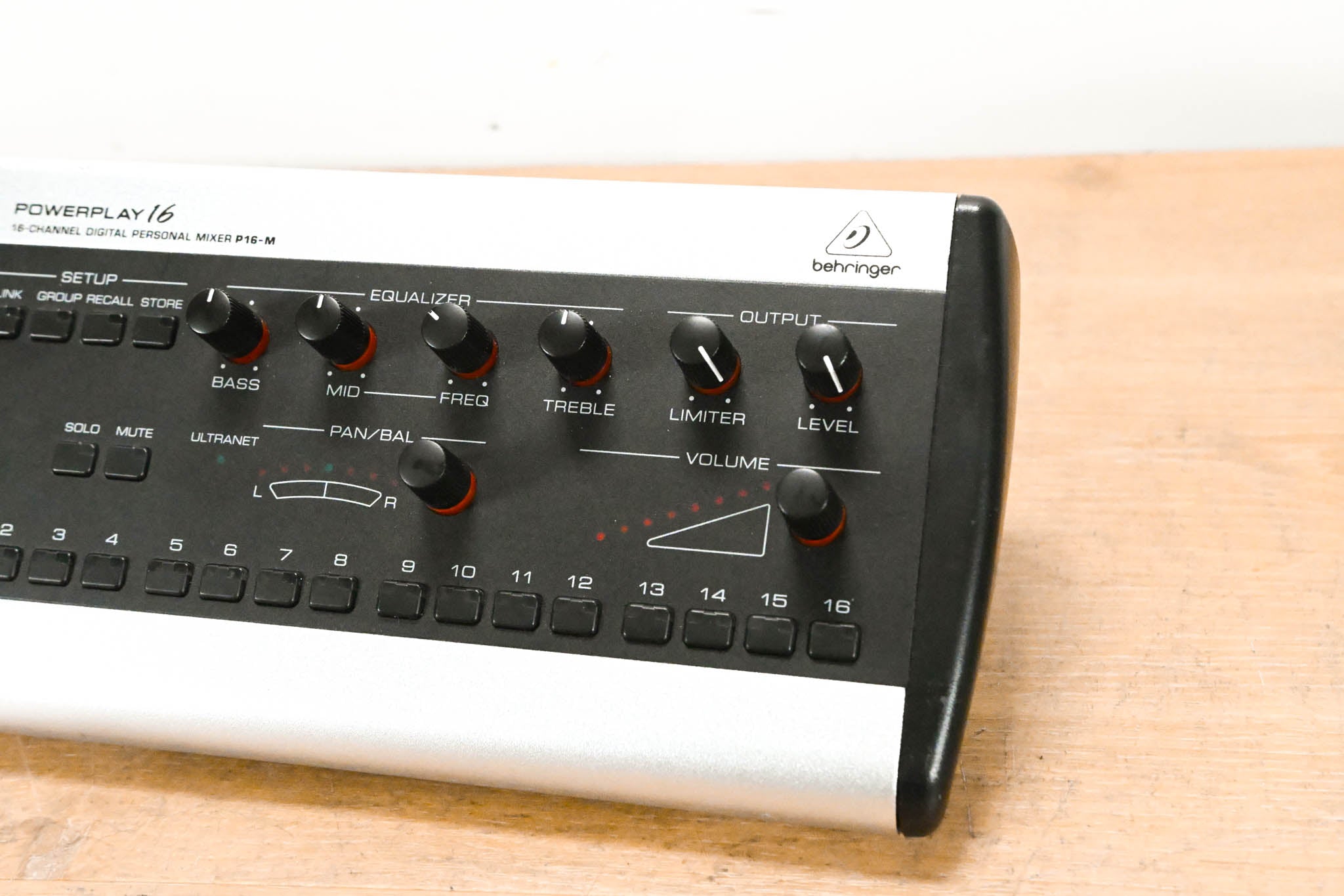 Behringer Powerplay P16-M 16-Channel Digital Personal Mixer