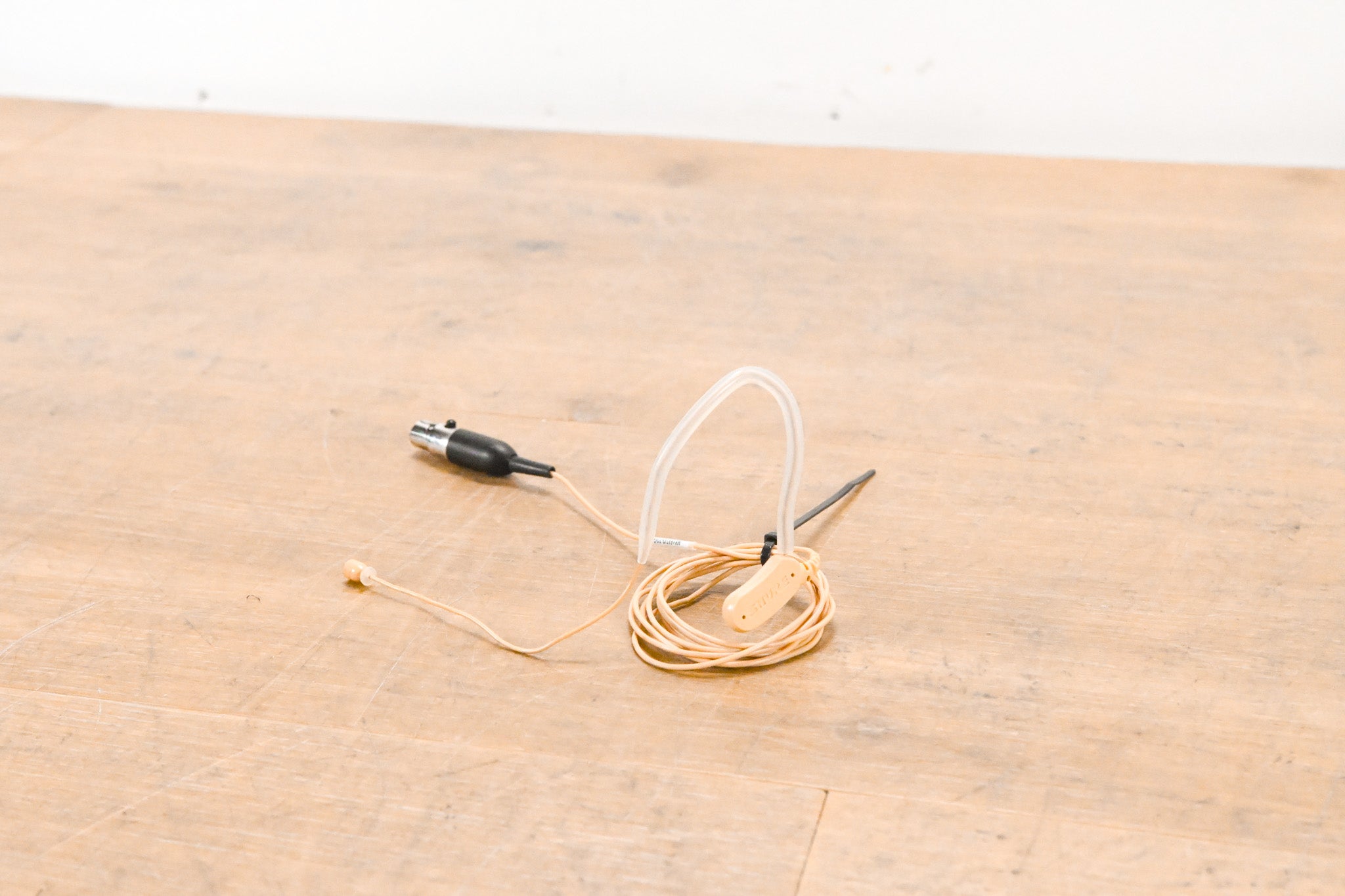 Shure MX153T/O-TQG Omnidirectional Earset Microphone