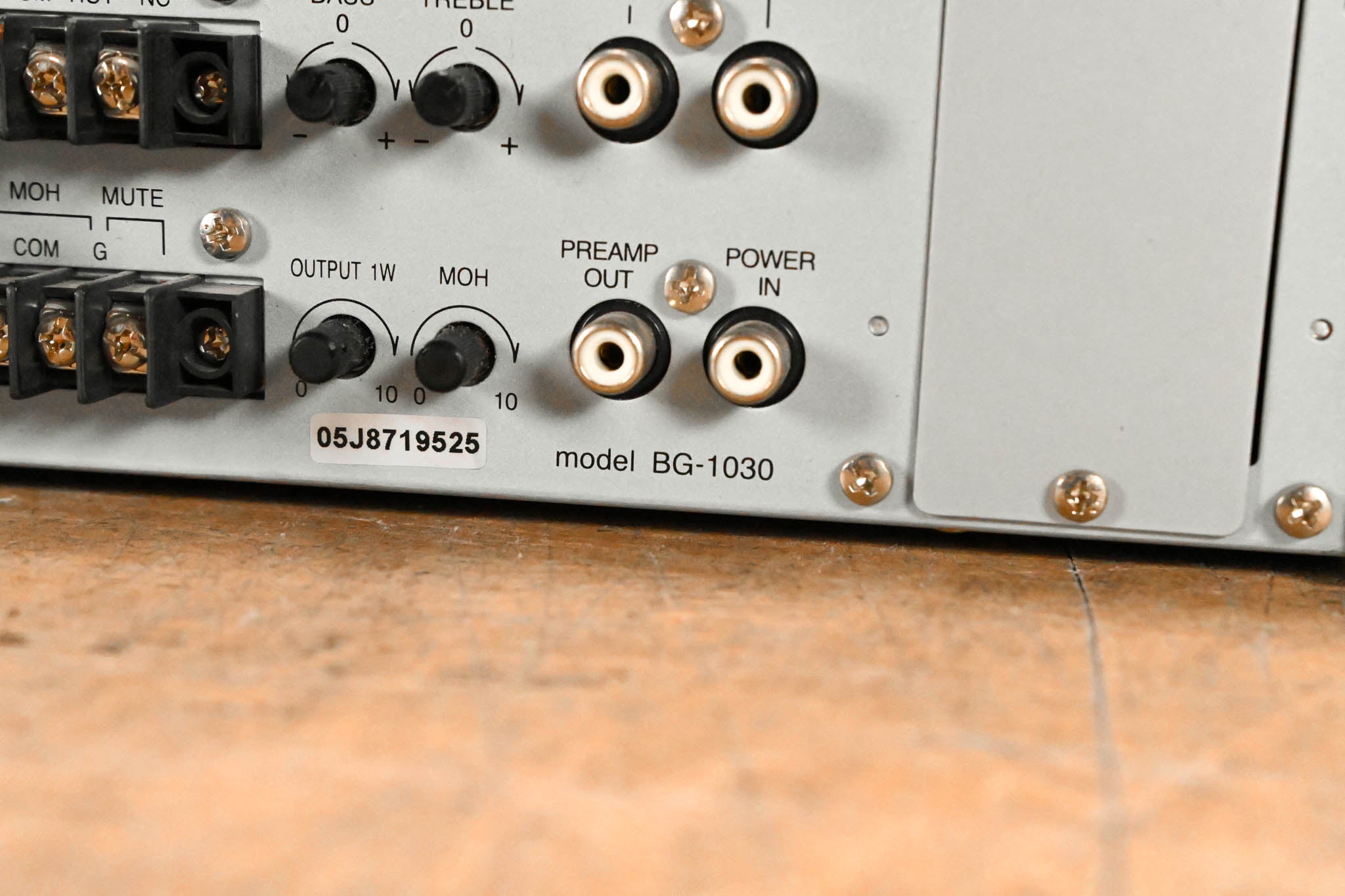 TOA BG-1030 5-Channel Mixer/Amplifer