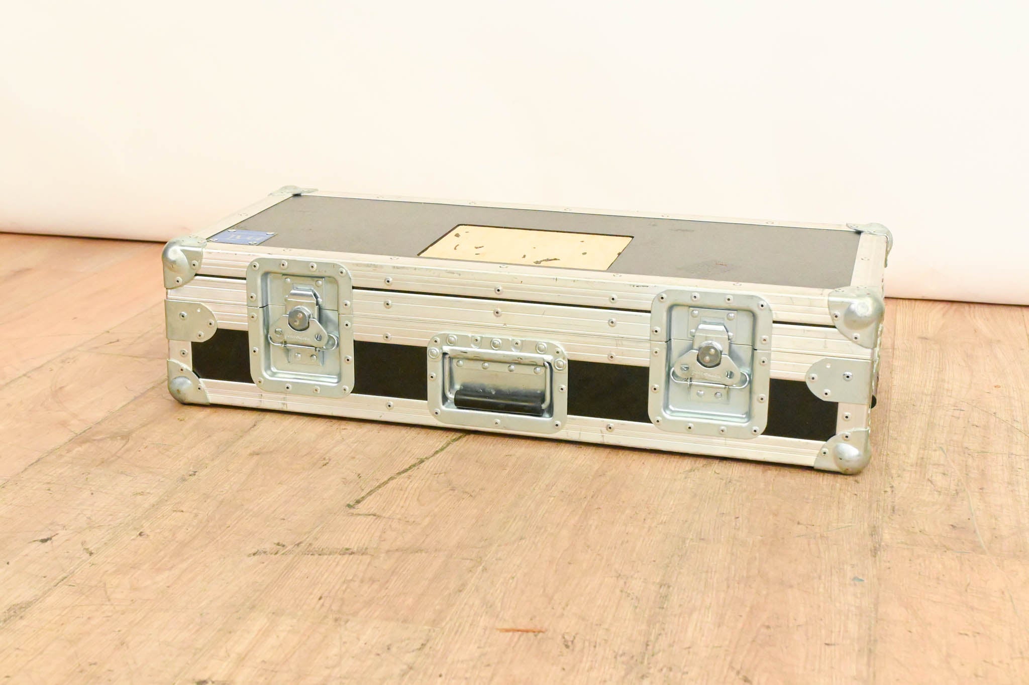 MT Cases Road Case - Interior Dimensions 30" x 12.5" x 7"