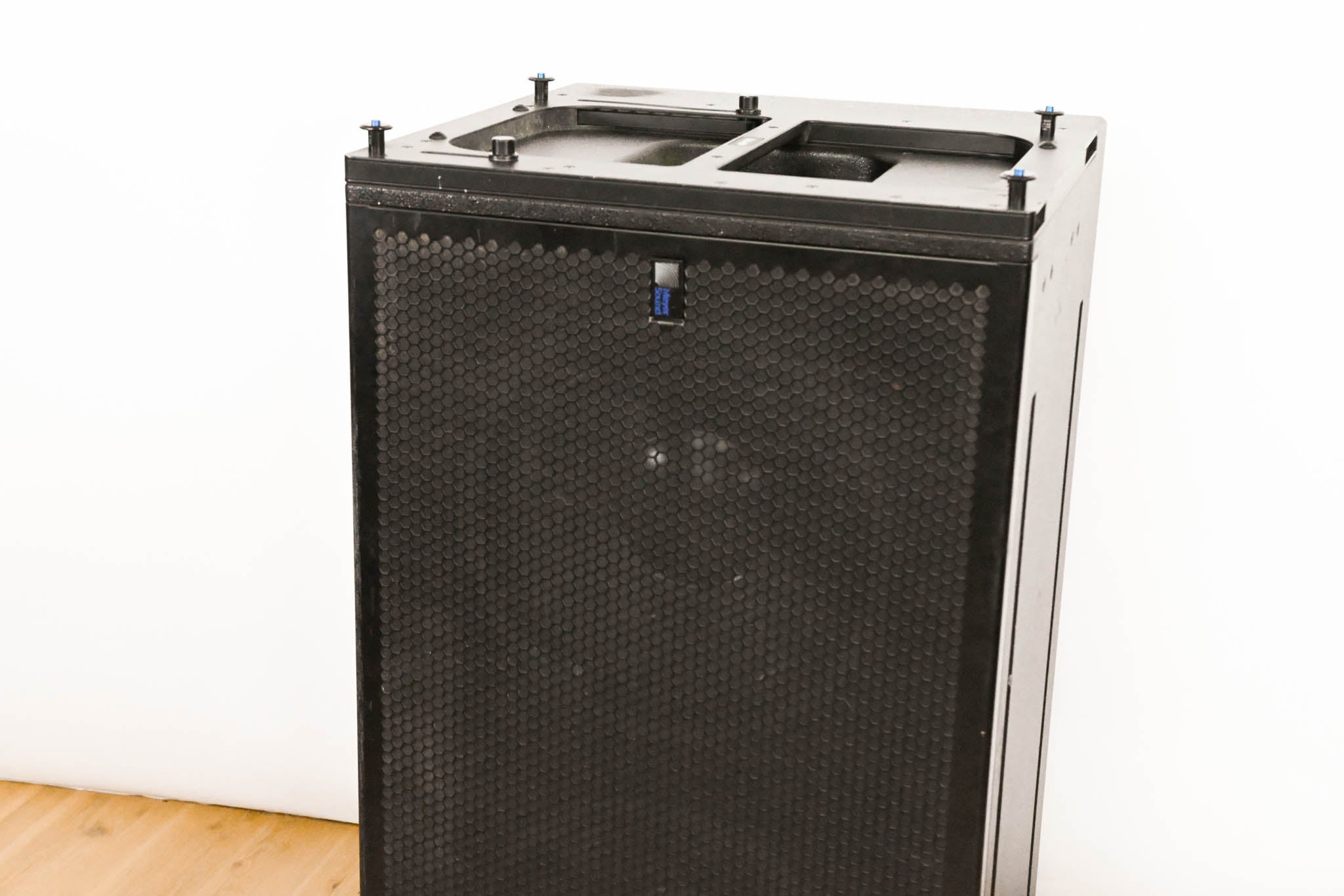Meyer Sound 600-HP Compact High-Power Subwoofer