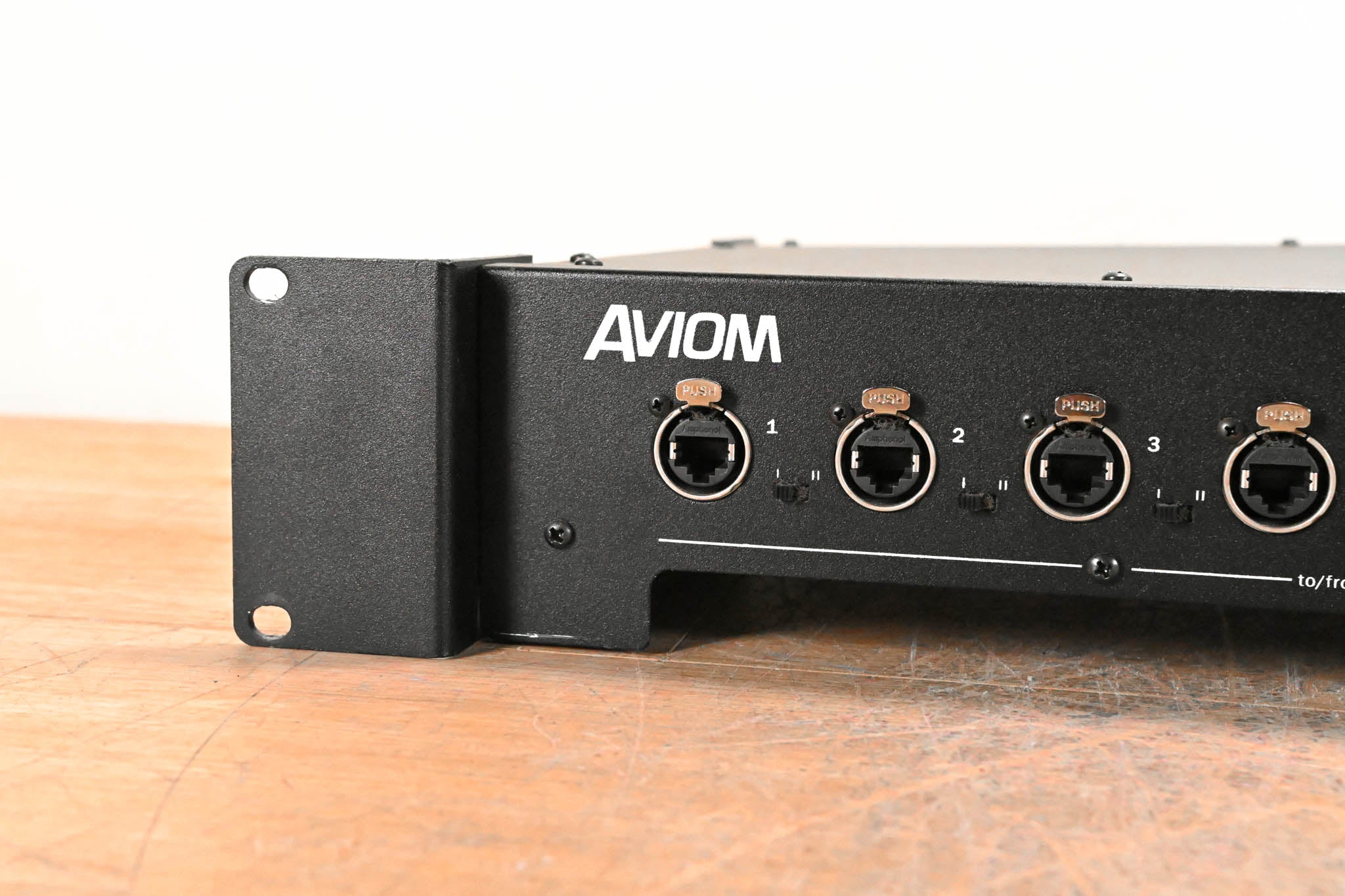 Aviom D800 A-Net Distributor