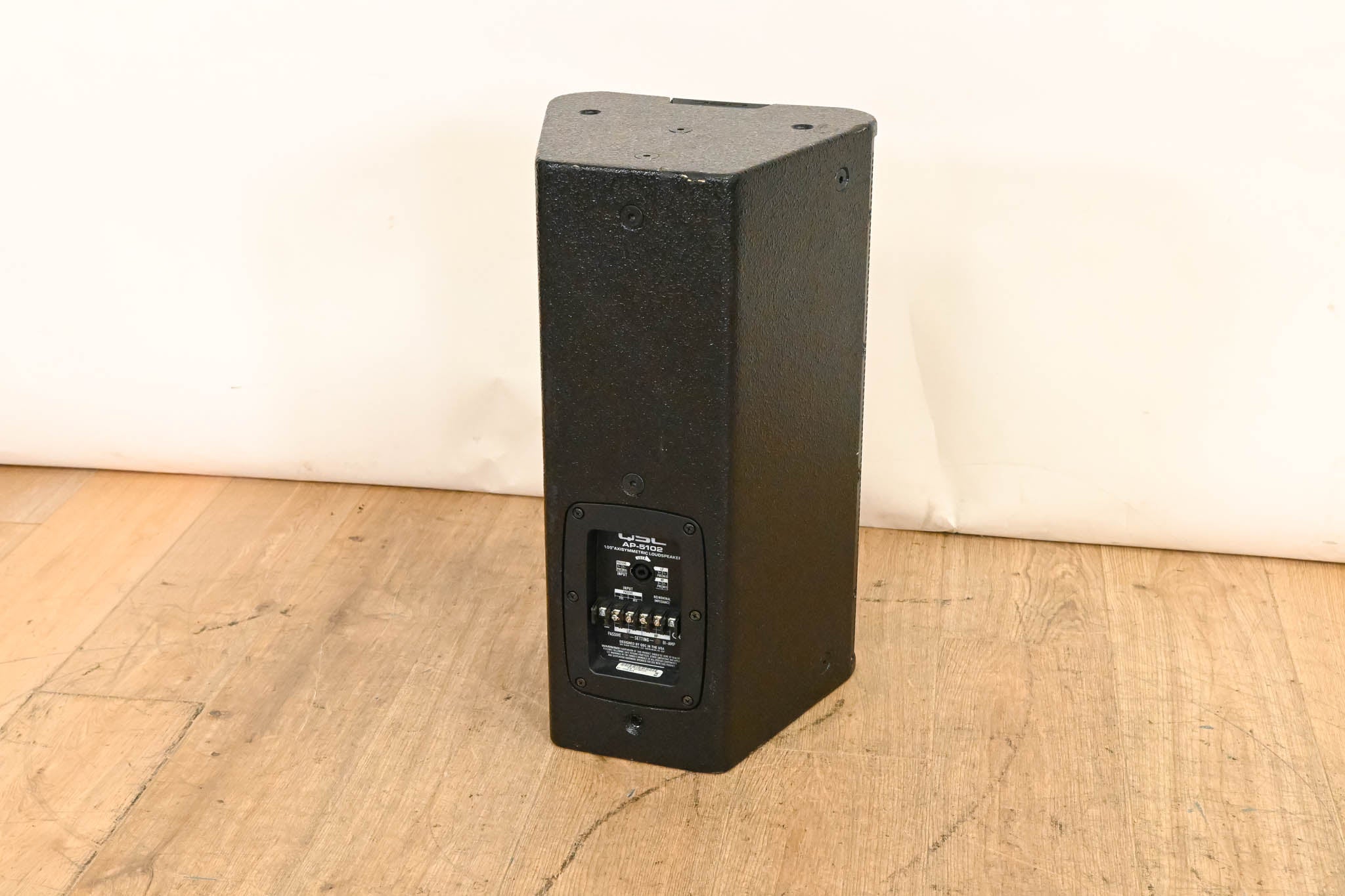 QSC AP-5102 2-Way Acoustic Performance Loudspeaker - Black