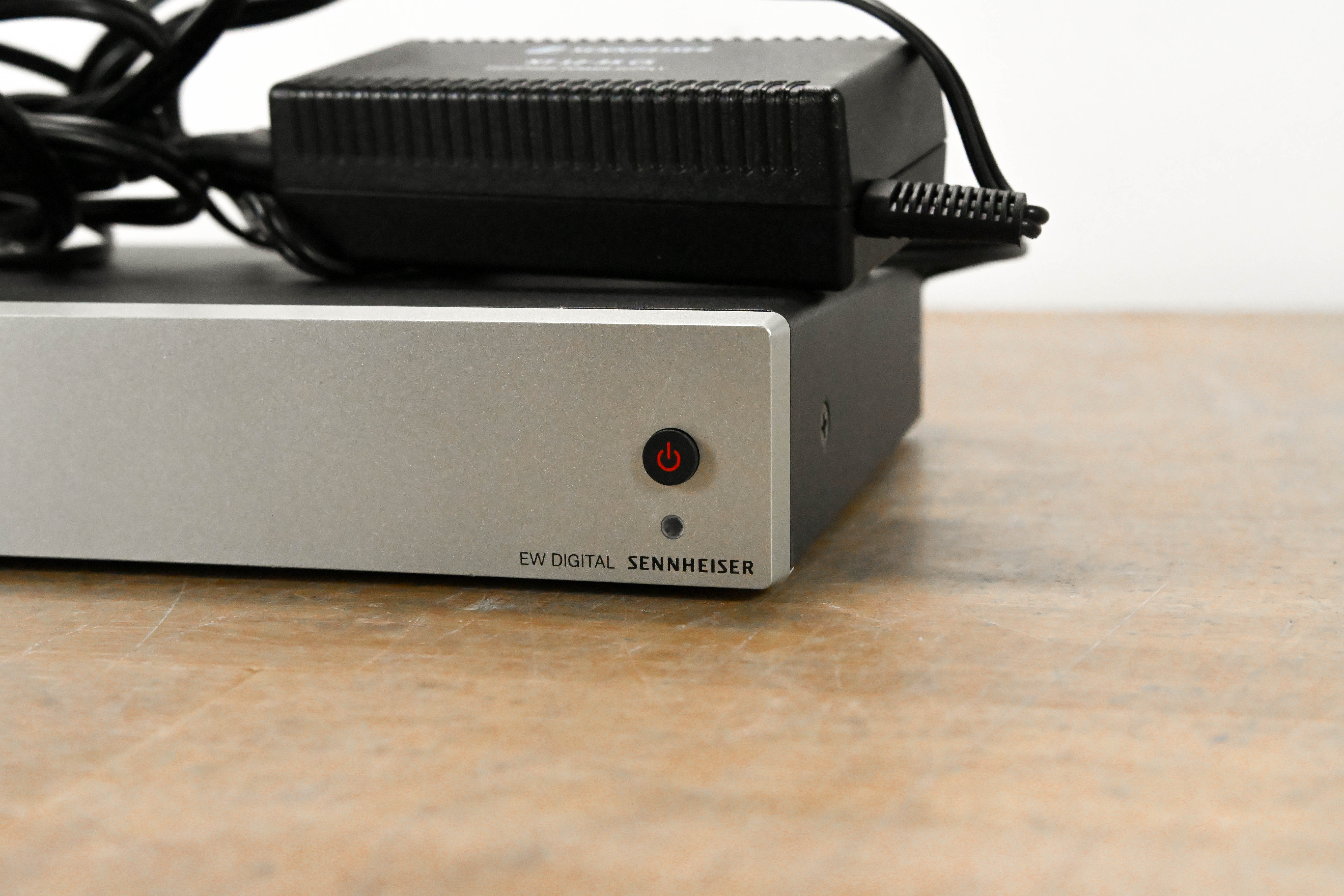 Sennheiser EW-D ASA Active Antenna Splitter 470-694 MHz