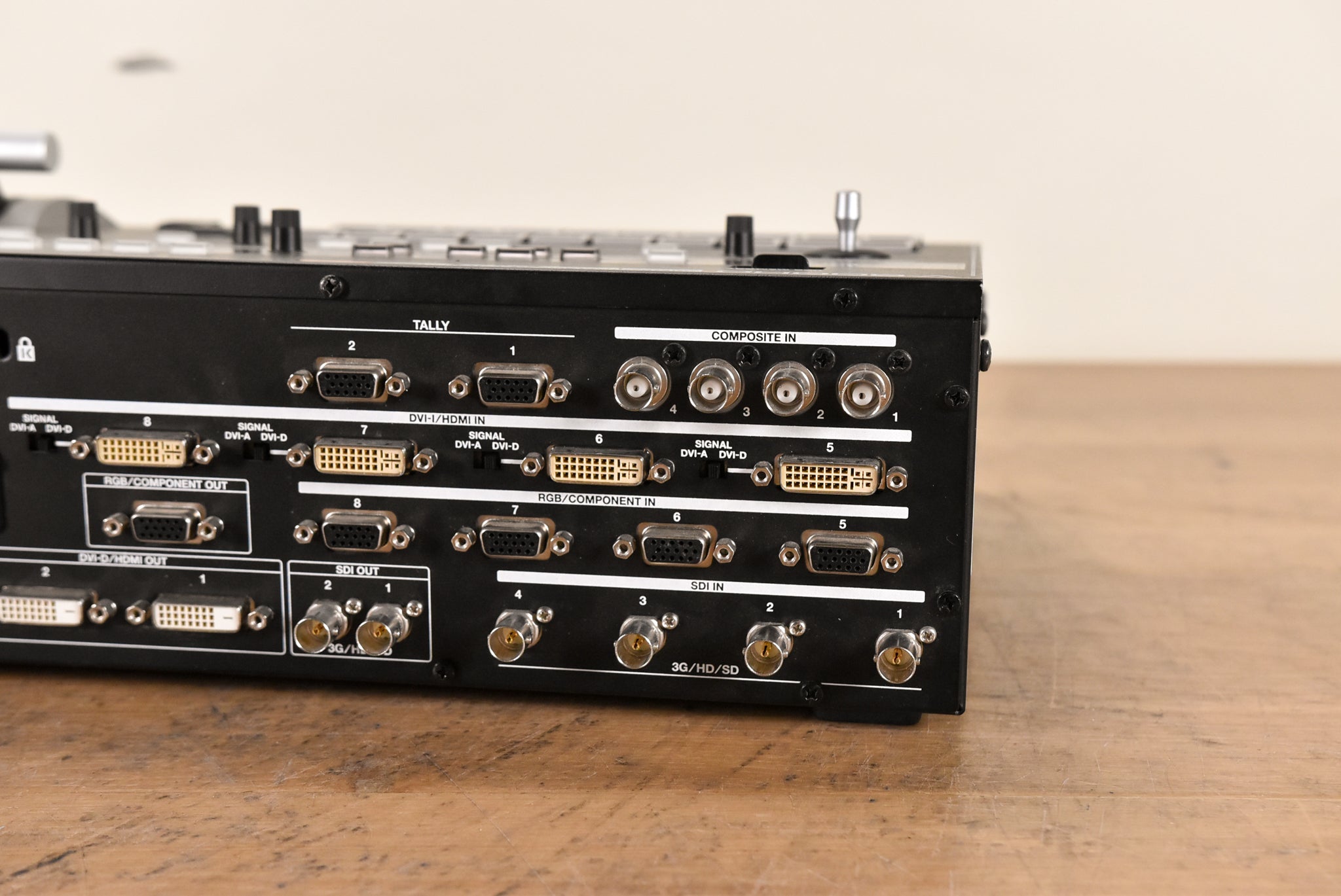 Roland V-800HD MKII Multi-Format Video Switcher V-800HDMKII B&H