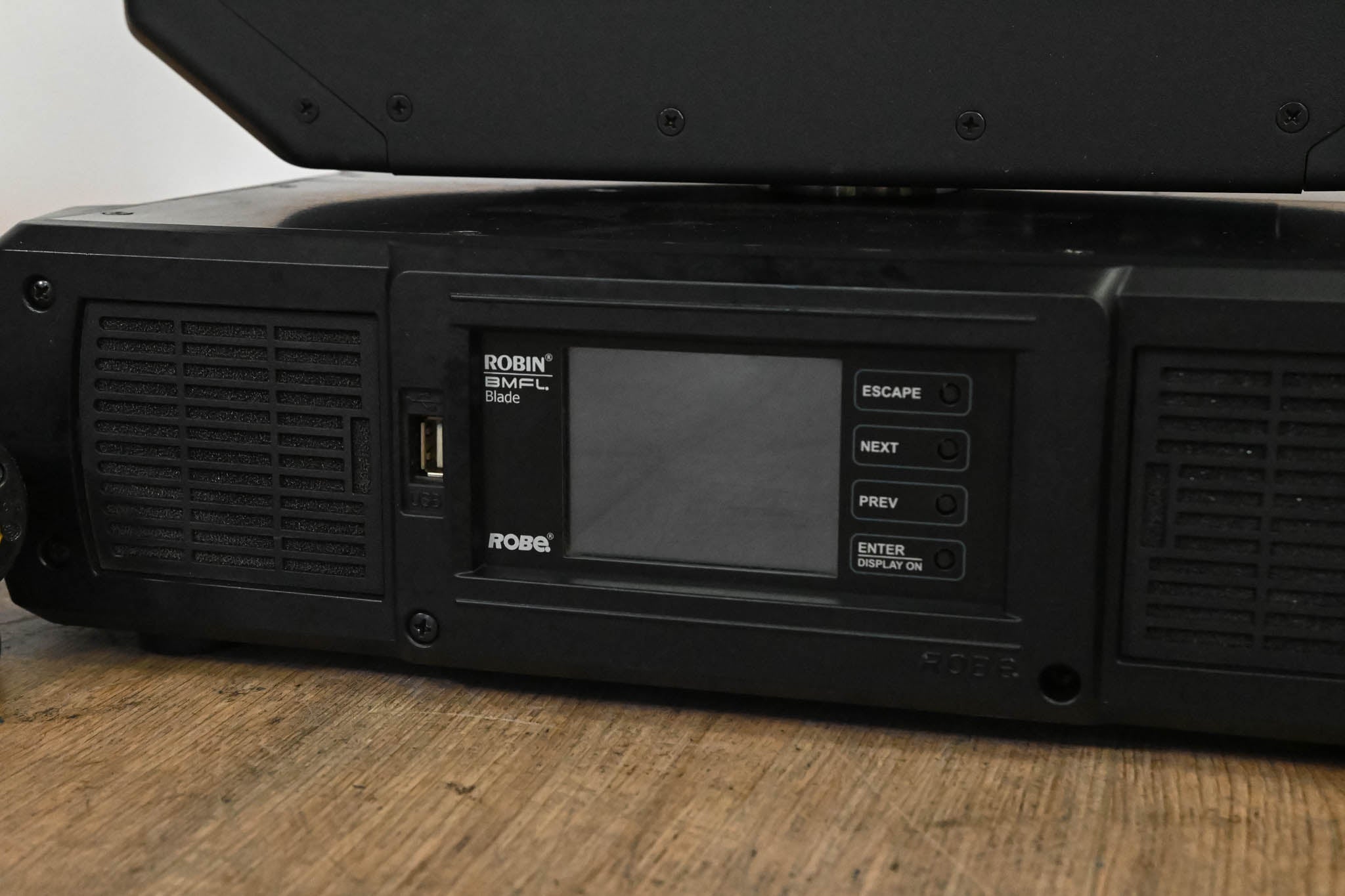 Robe ROBIN BMFL Blade Discharge Lamp Moving Light