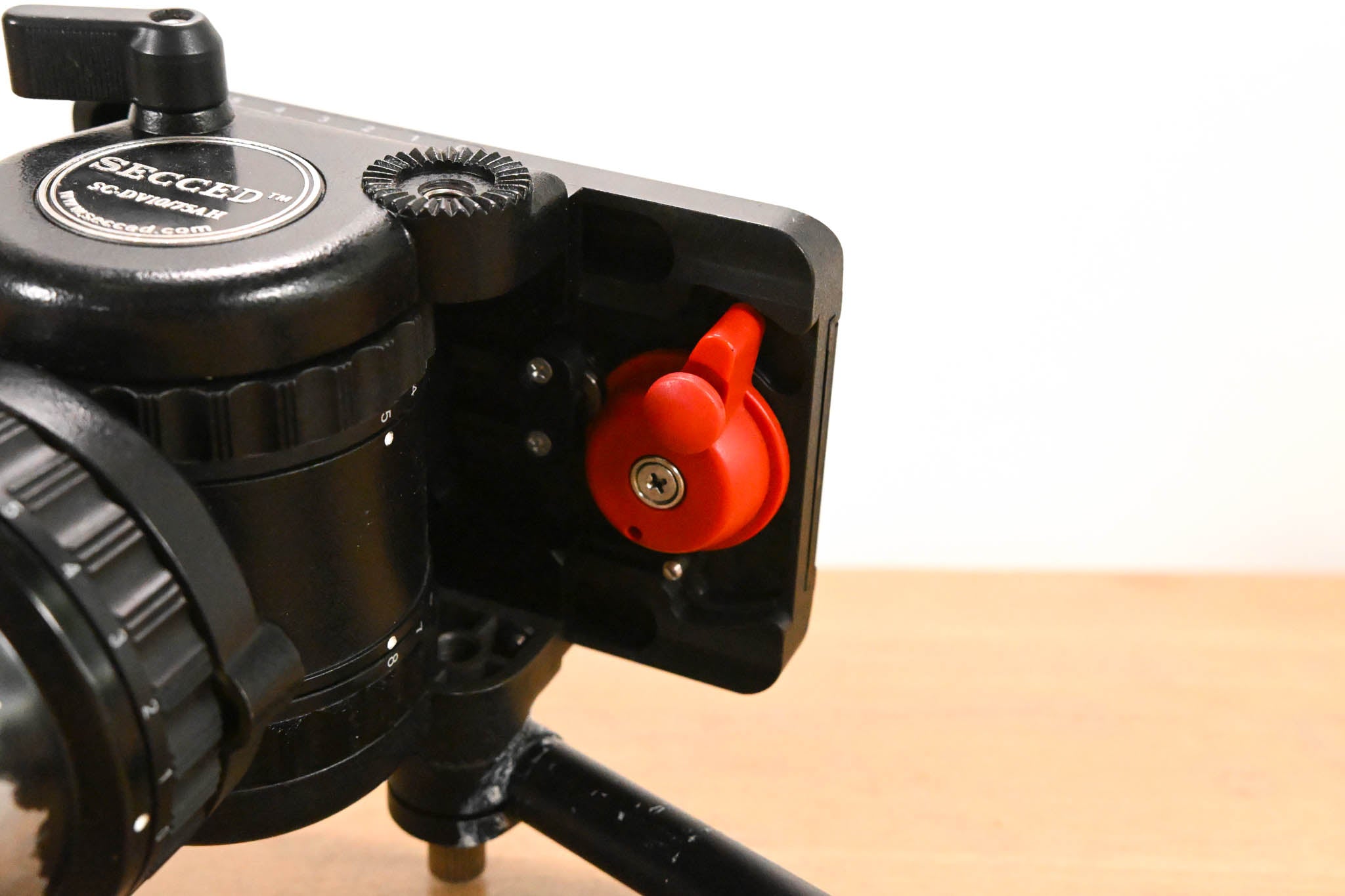 Secced SC-DV10/75AH 75mm Fluid Video Head w/ Pan Bar