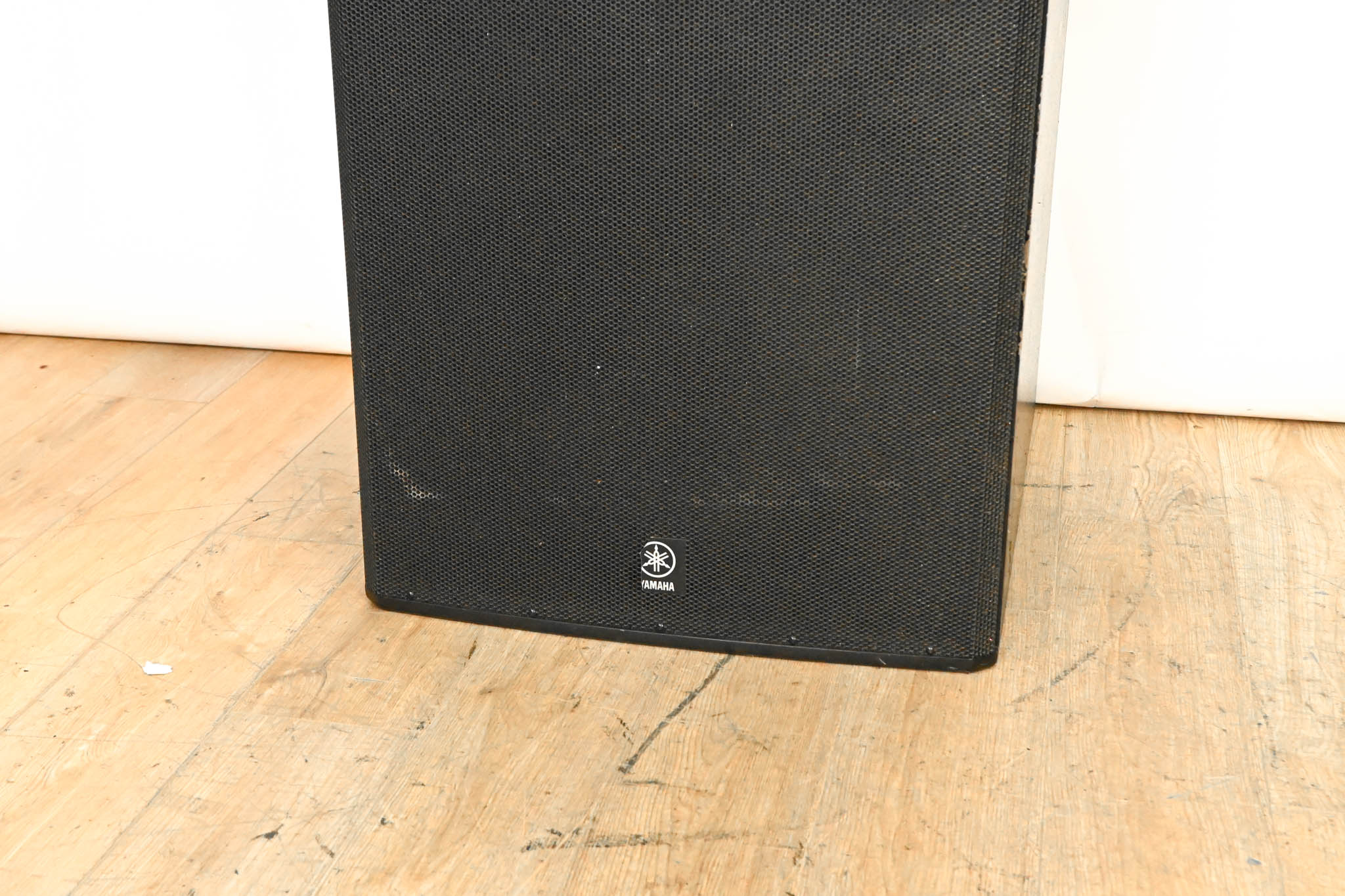 Yamaha IS1218 Dual 18" Passive High Power Subwoofer