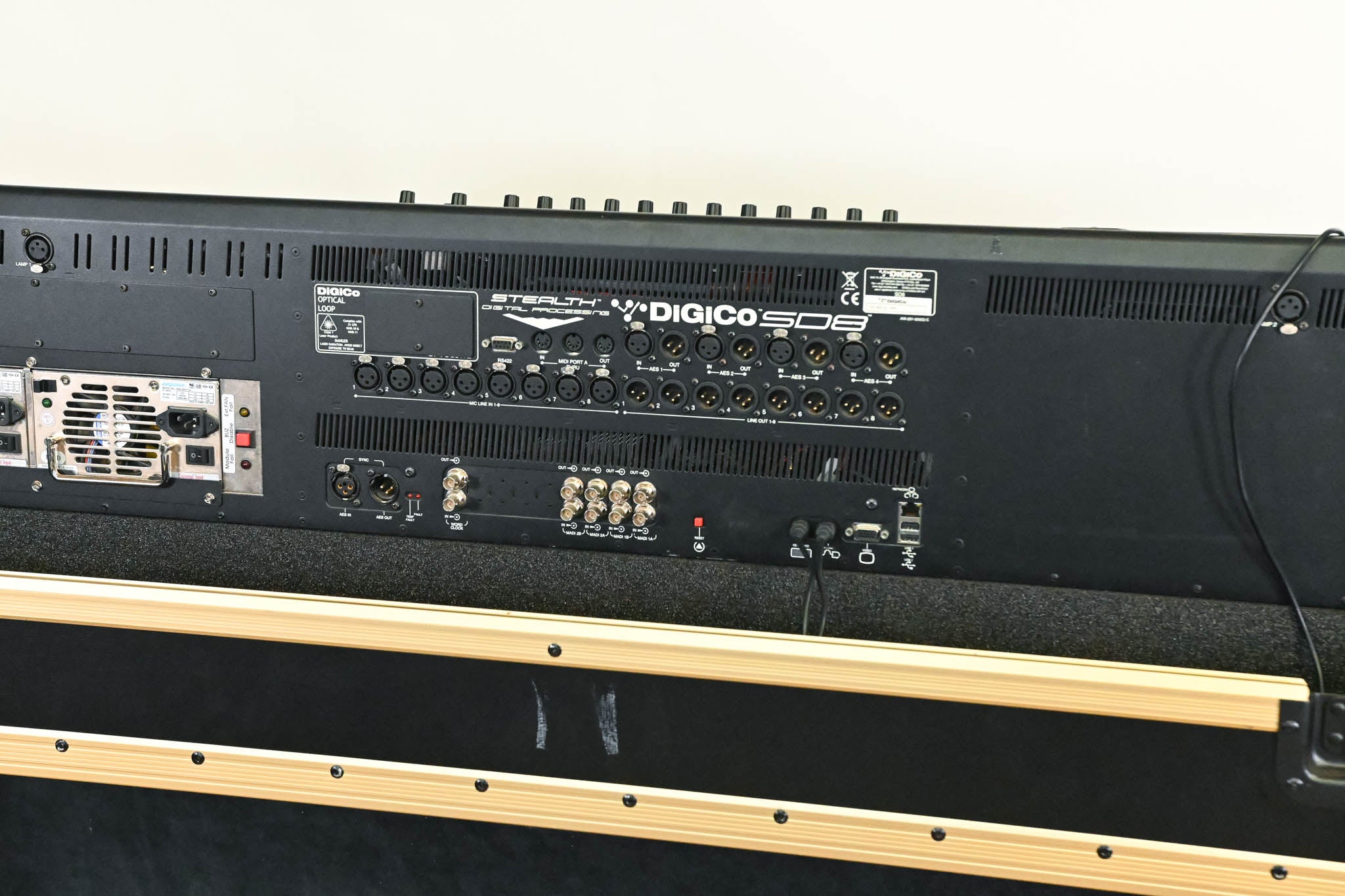 DiGiCo SD8 120-Channel Digital Mixing Console with Road Case