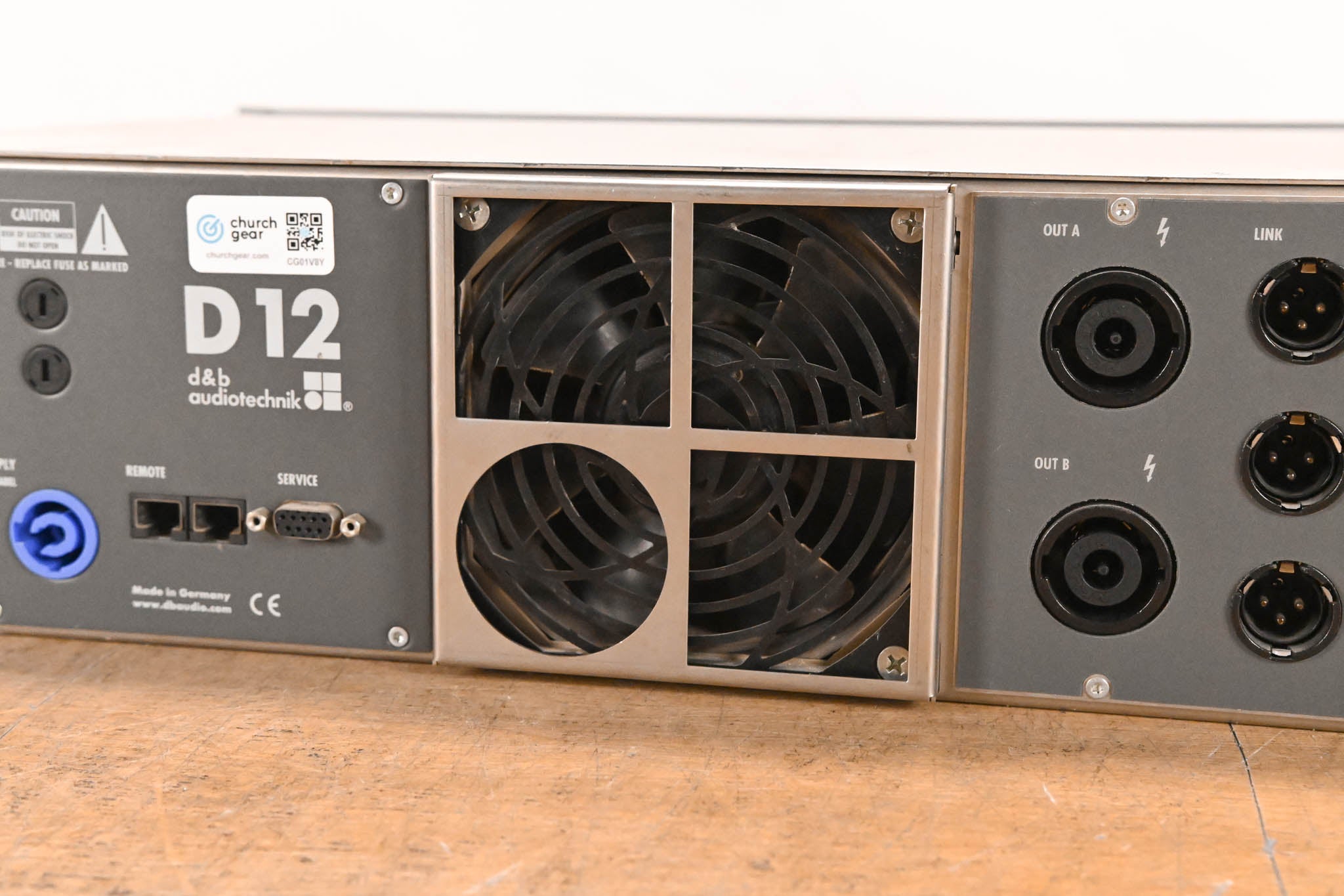 d&b audiotechnik D12 Dual-Channel Power Amplifier
