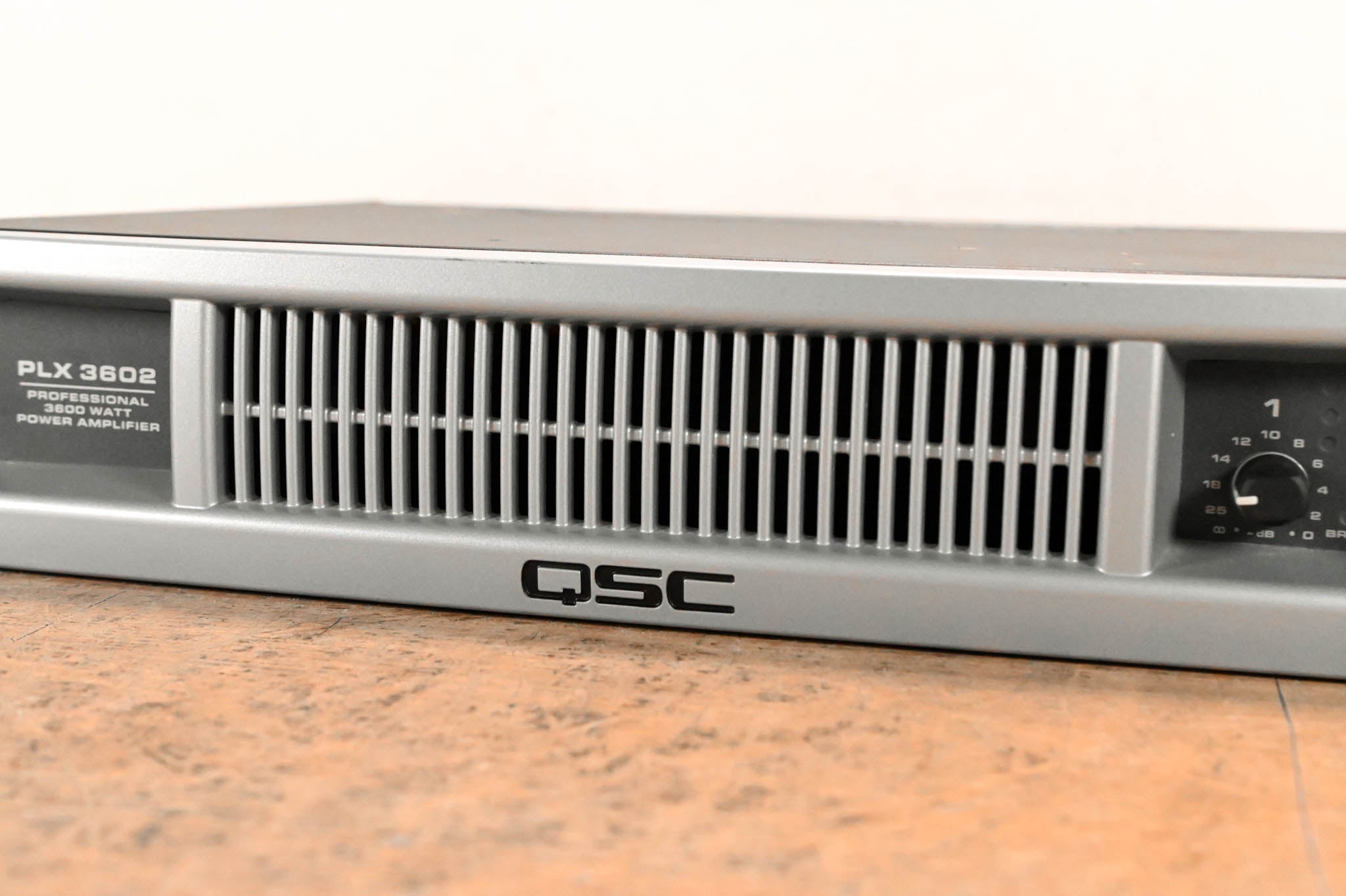 QSC PLX3602 2-Channel Power Amplifier